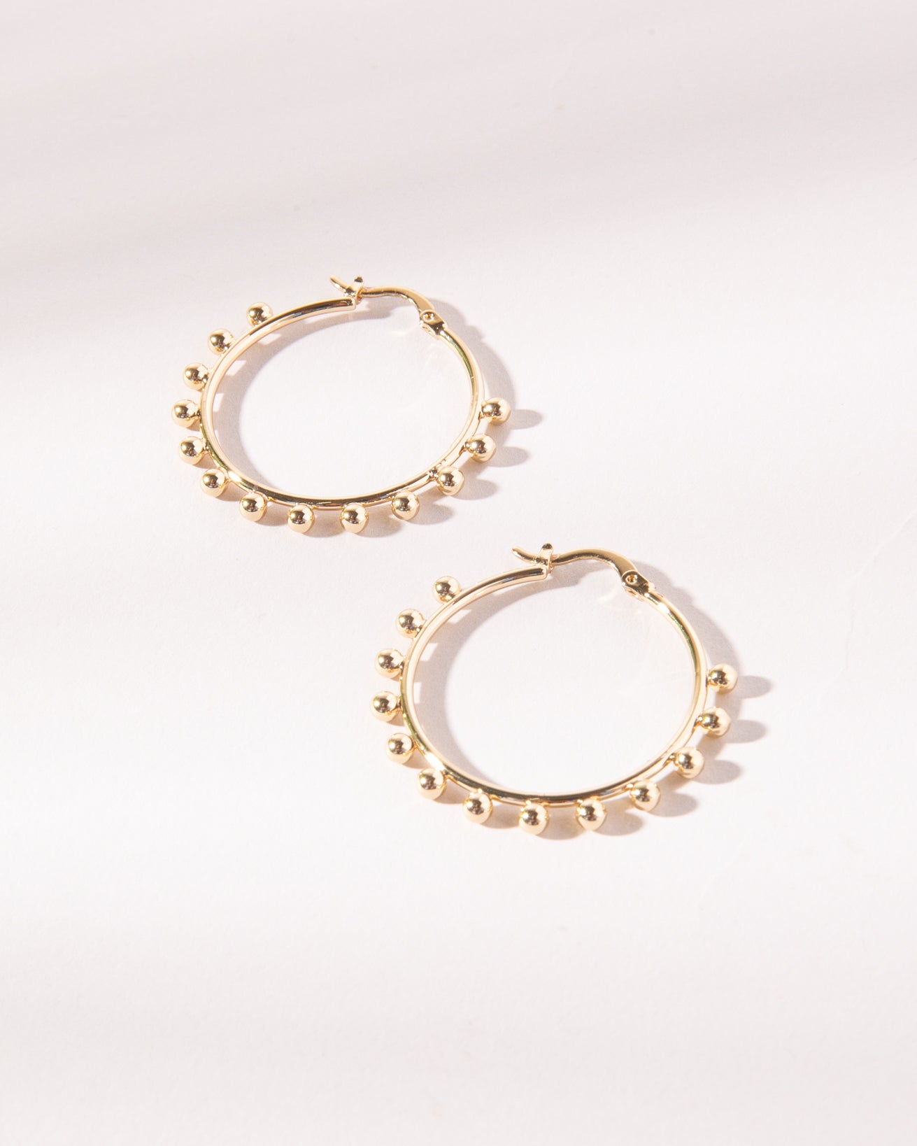 16K Plated Dotted Hoops