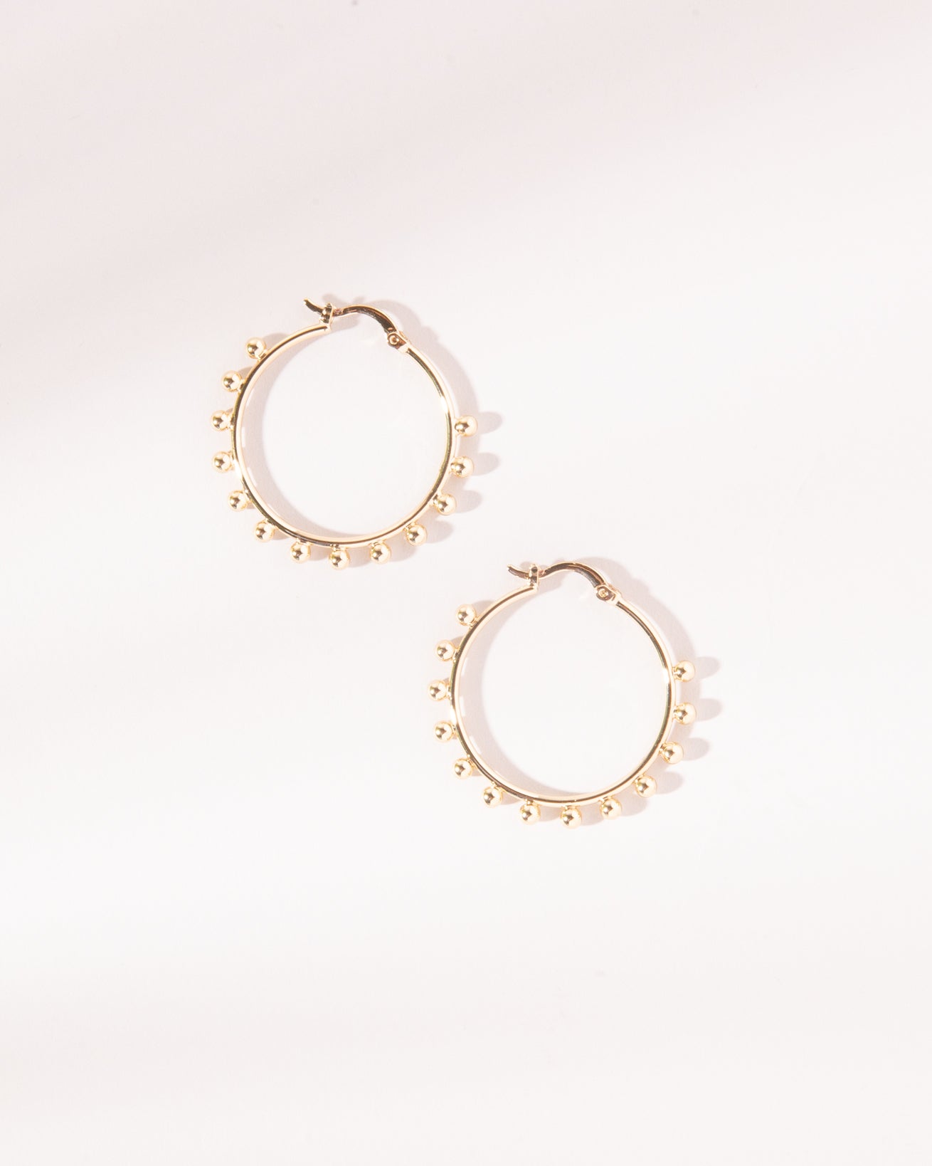 16K Plated Dotted Hoops