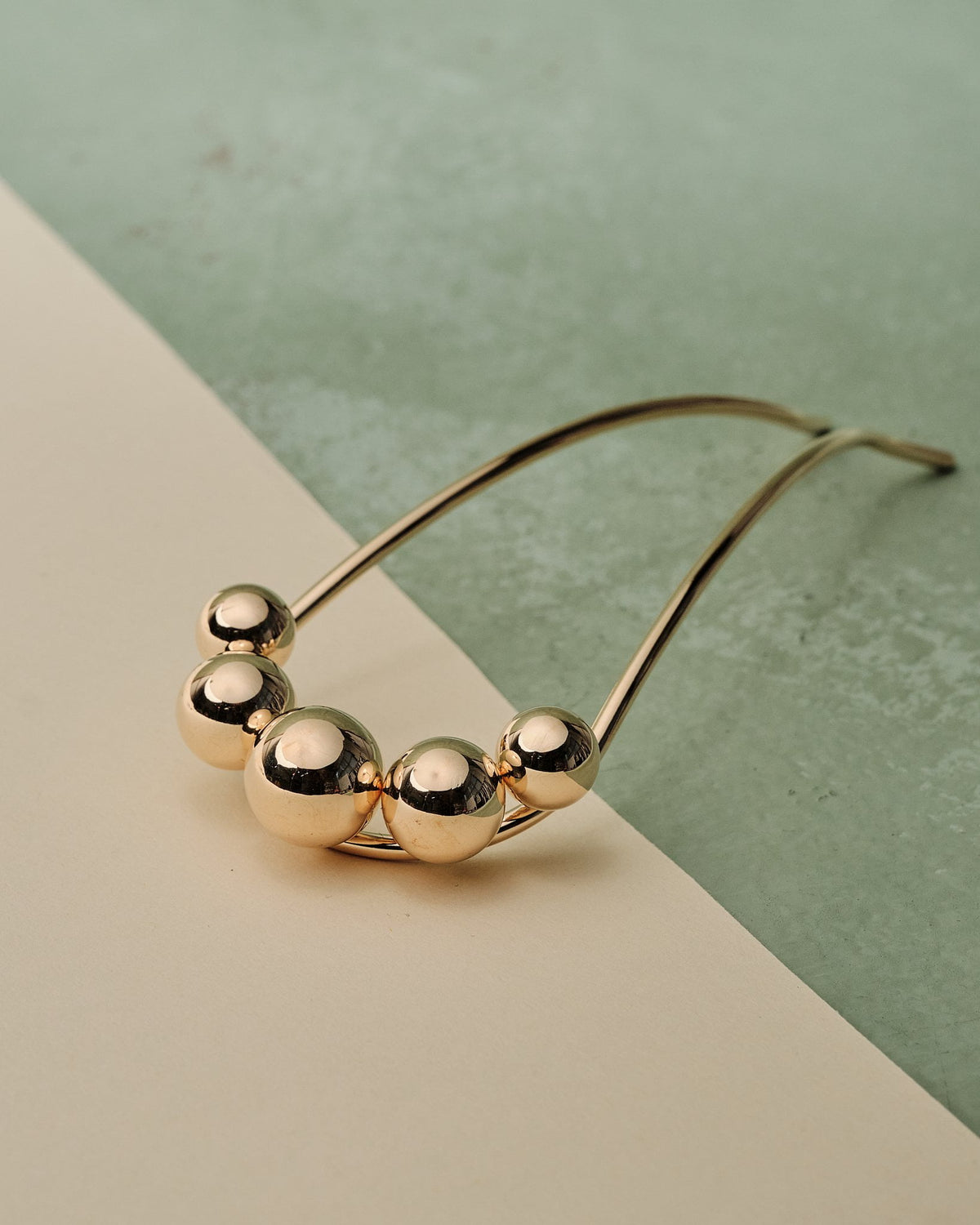 Bolitas Hair Pin