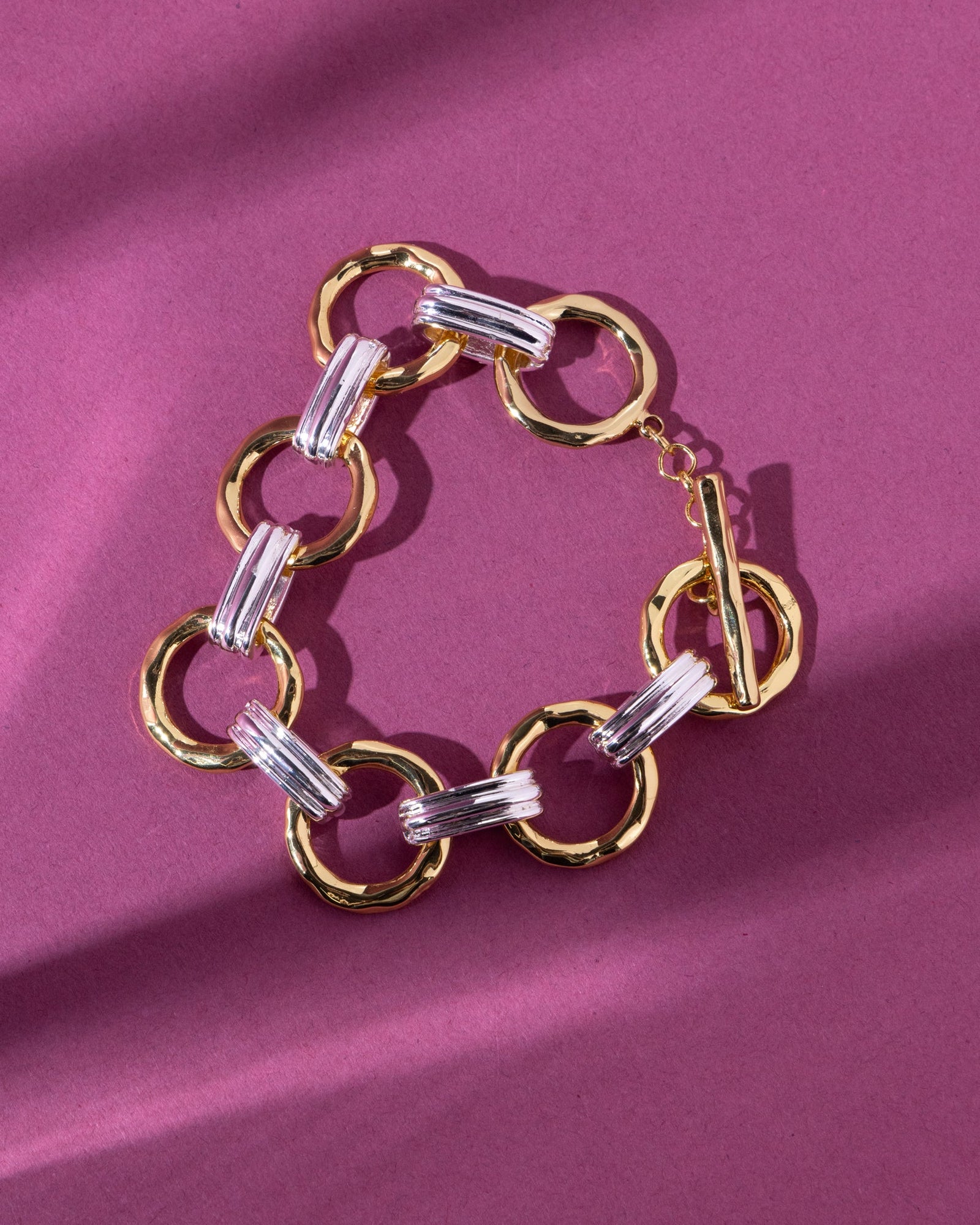 16K Plated Linked Bracelet