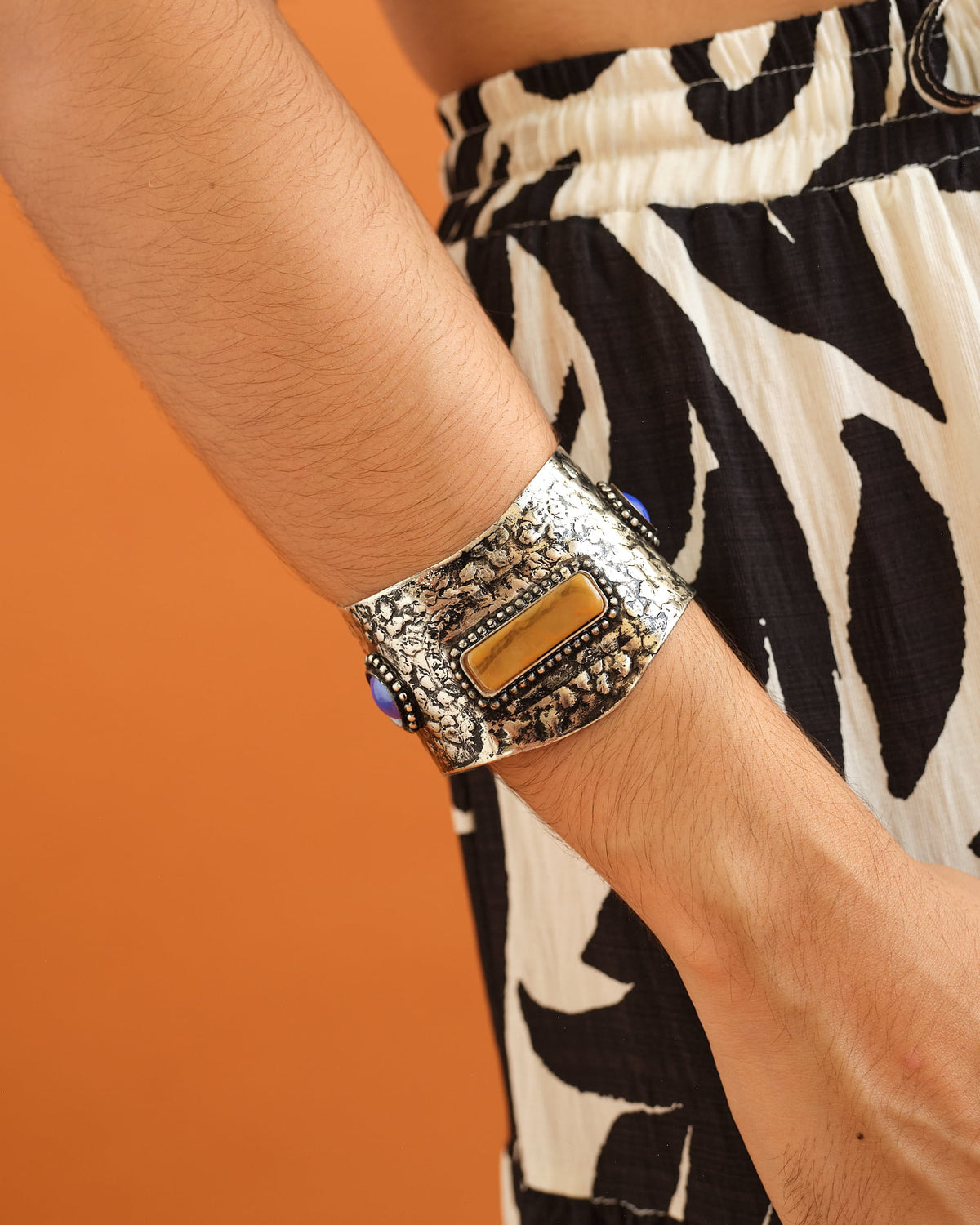Raya Cuff