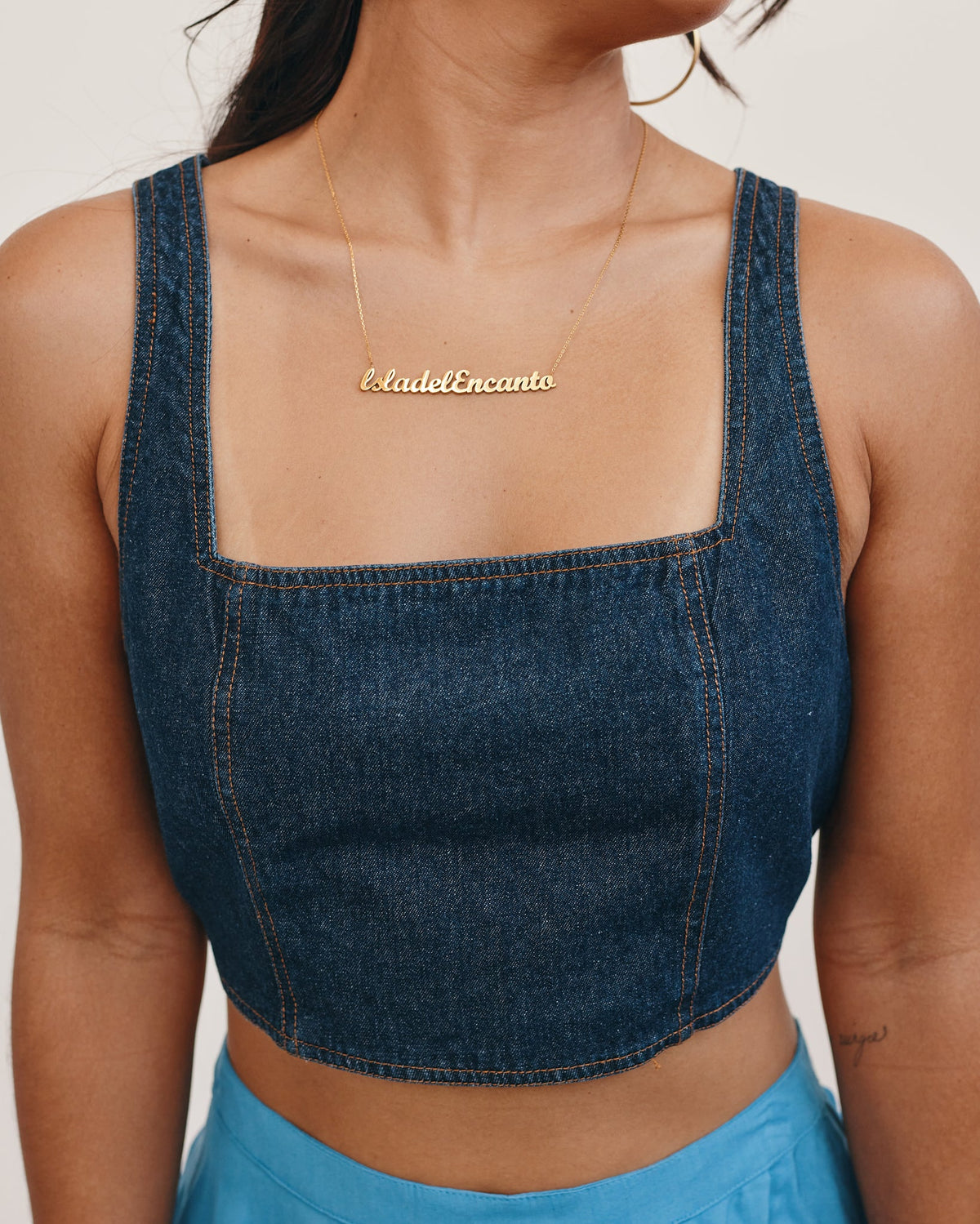 Famil Crop