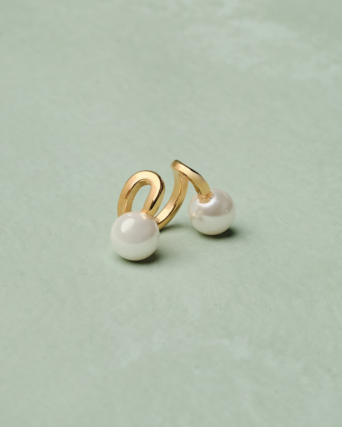 18K Plated Shayna Earcuff