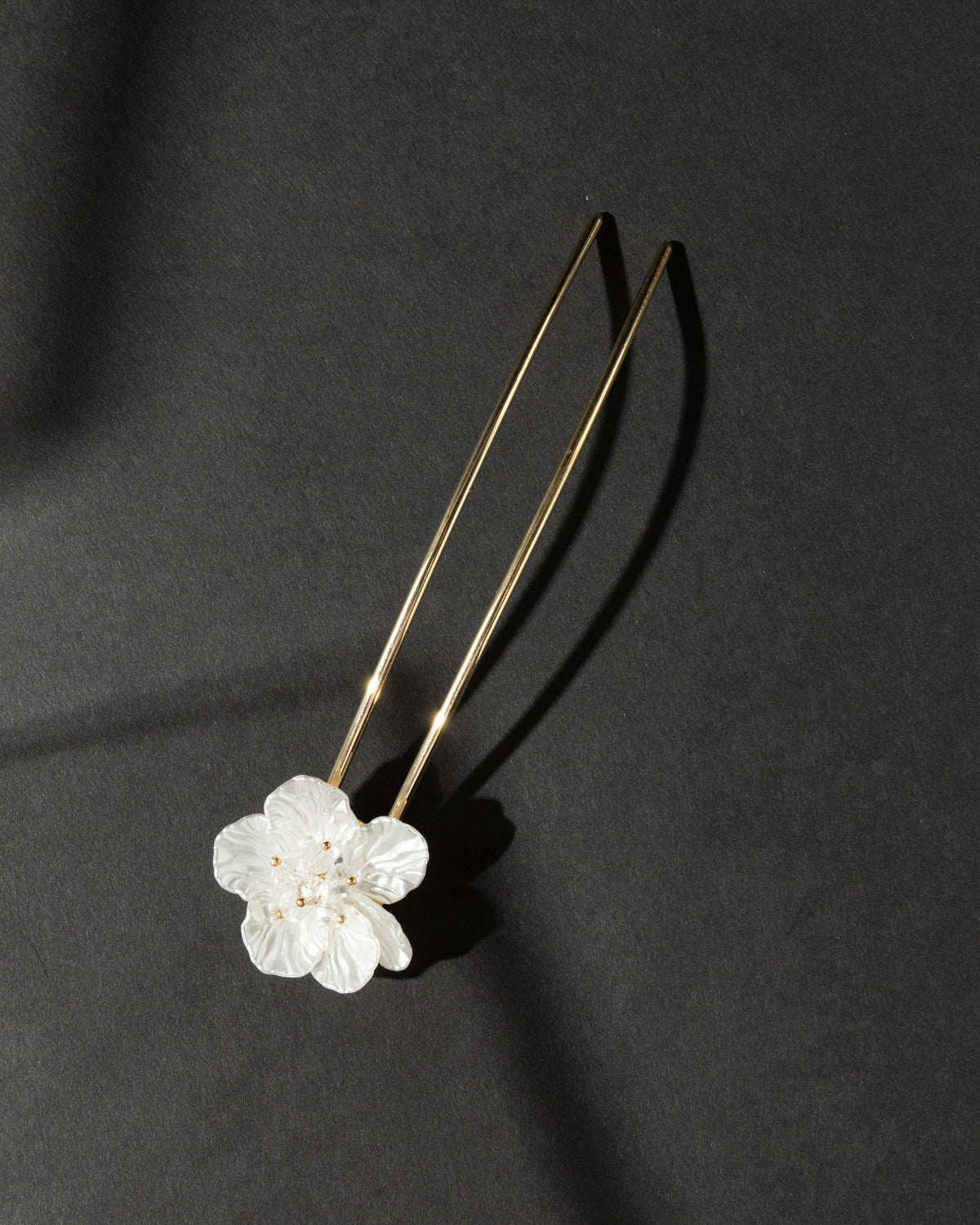 White Flower Hair Pin