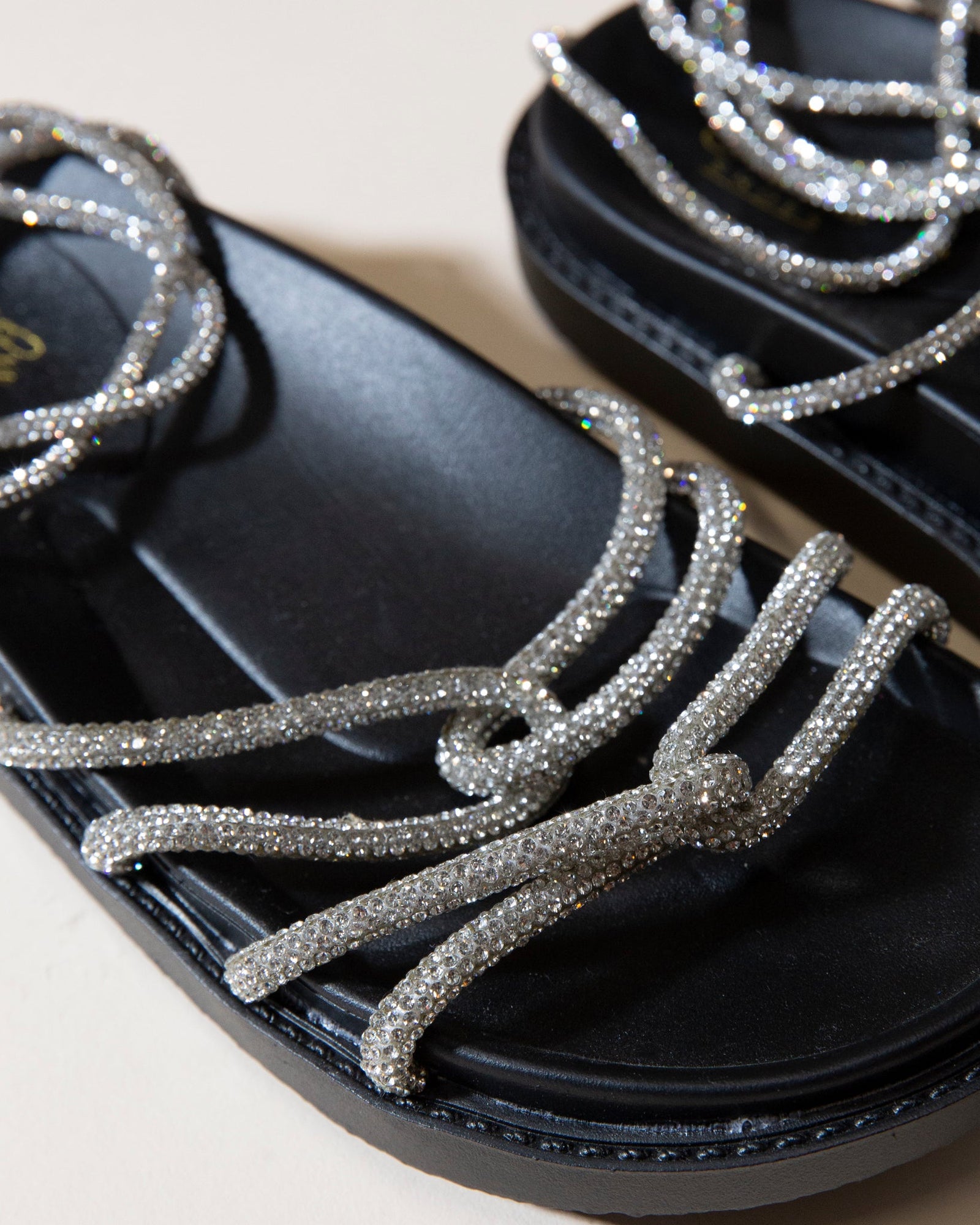 Mucho Brillo Sandals