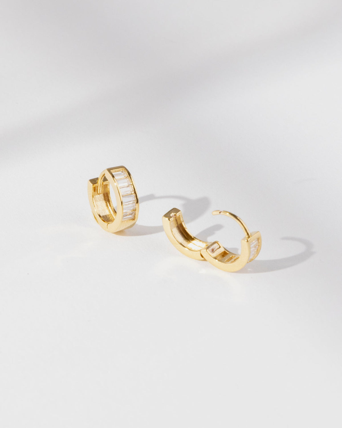 16K Plated Huggy Hoops