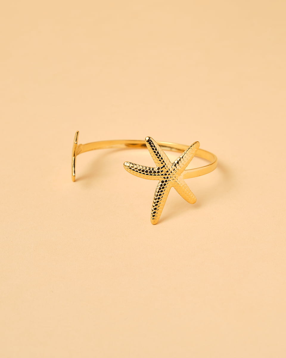 18K Plated 2 Estrellas Cuff