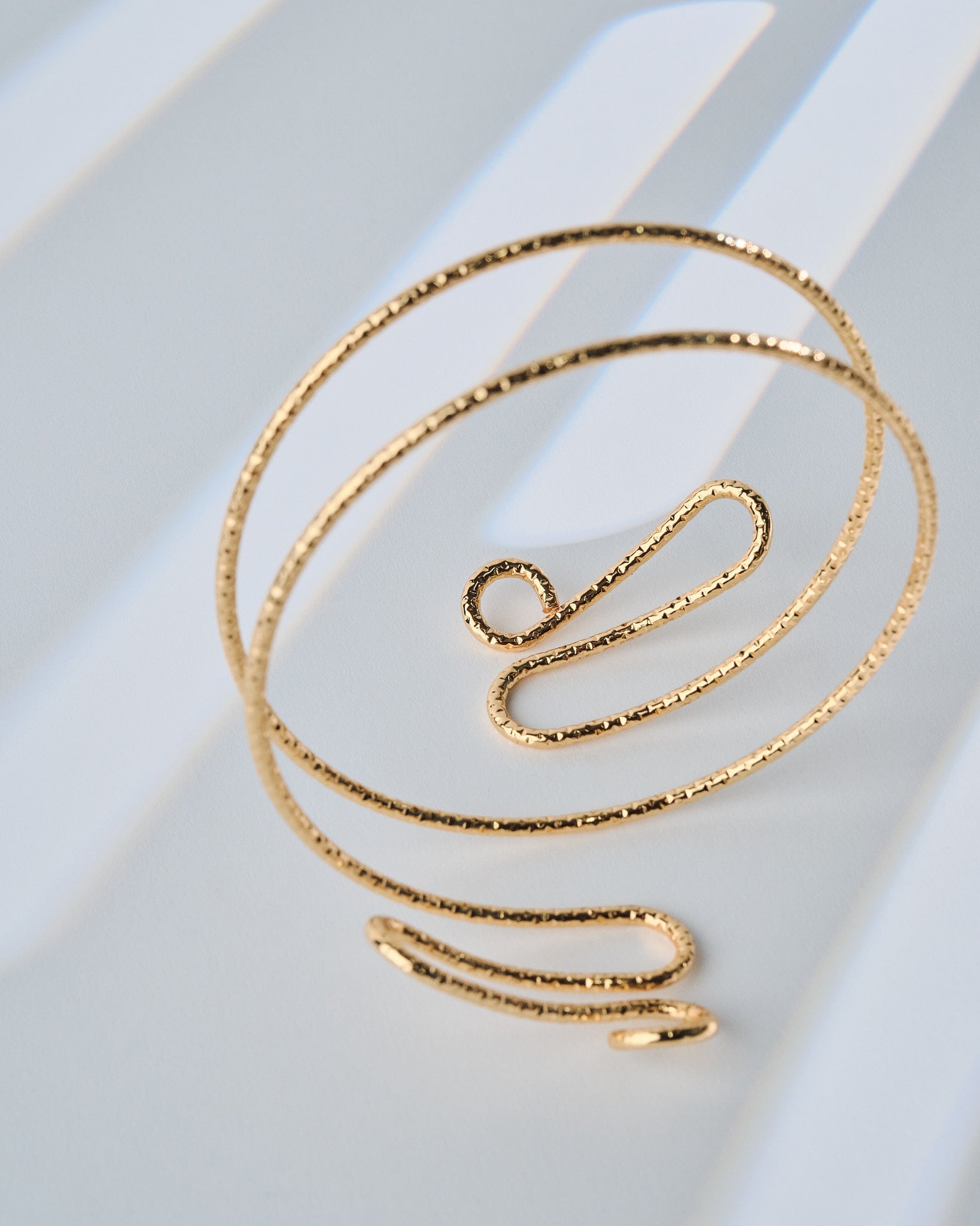 16K Plated Egypt Armband