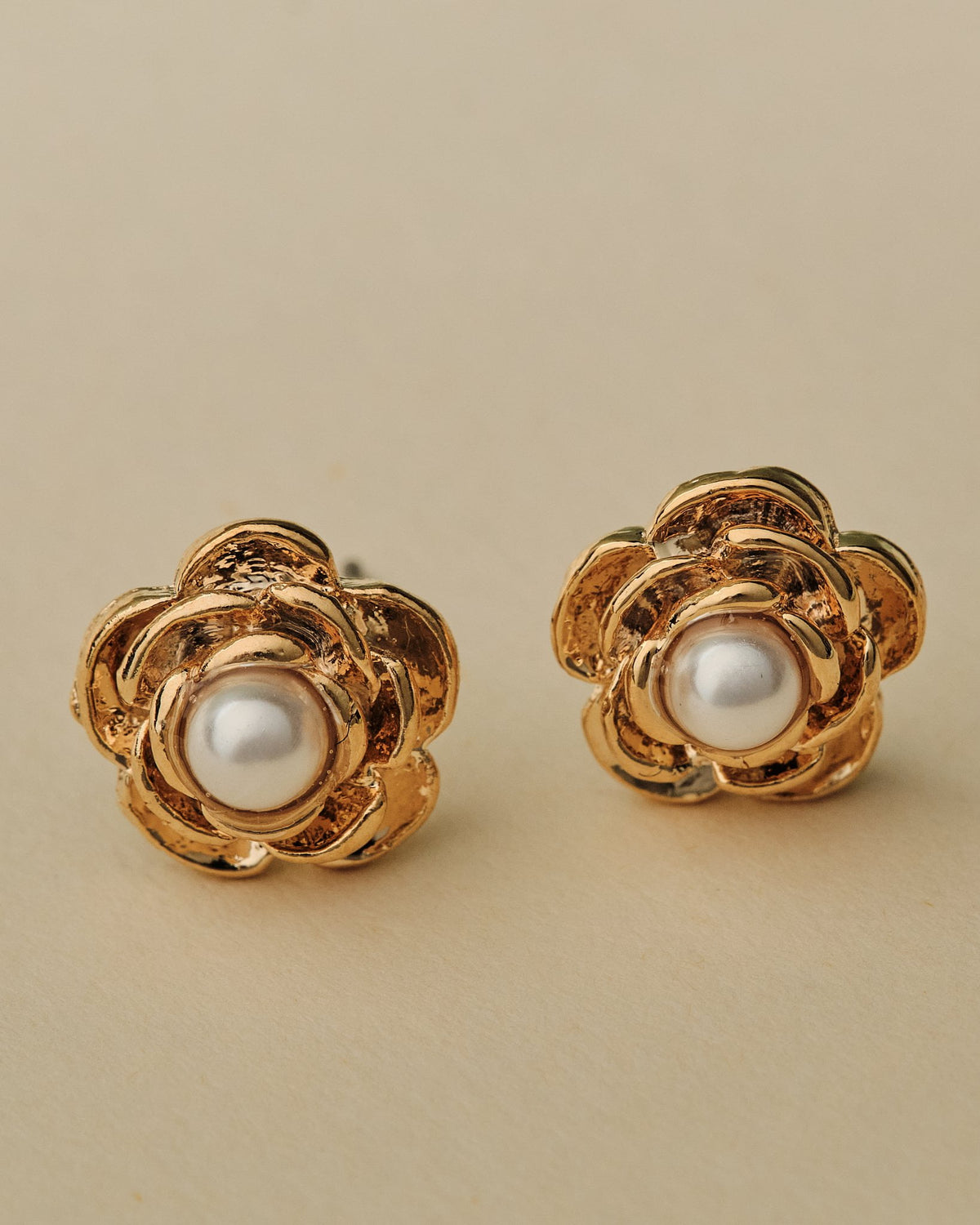 16K Plated Leer Earrings