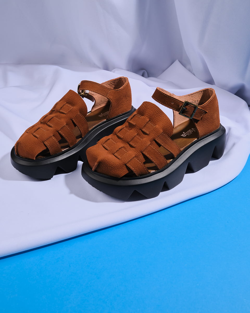 Maria Leather Flatform