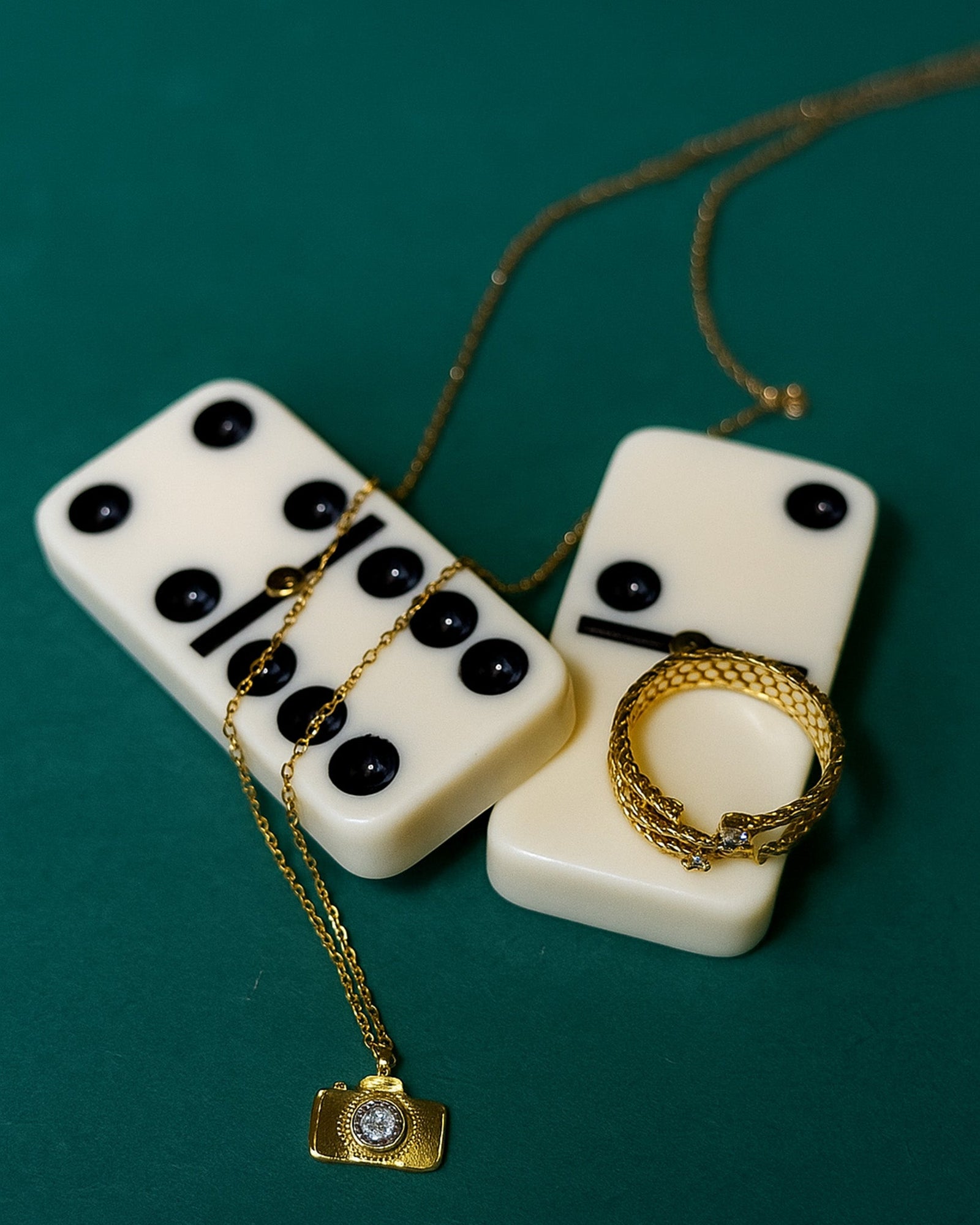 16K Plated Camera Flash Necklace