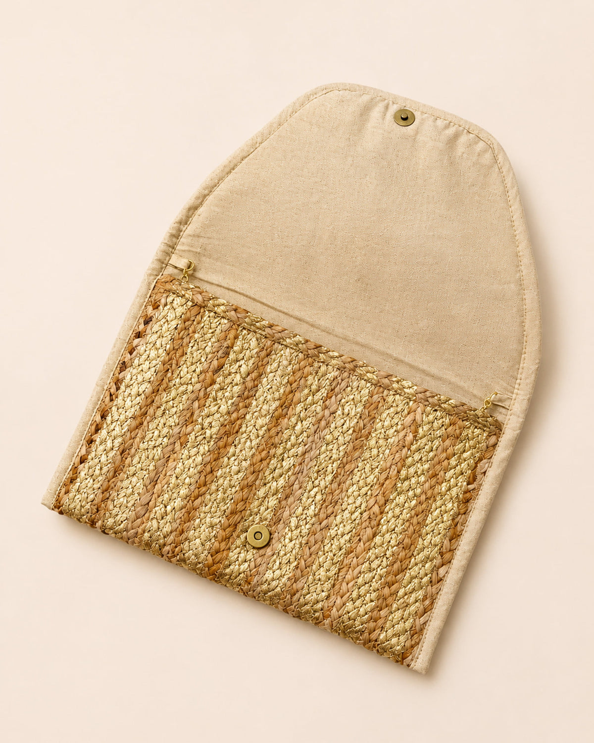 Caracoles Jute Clutch