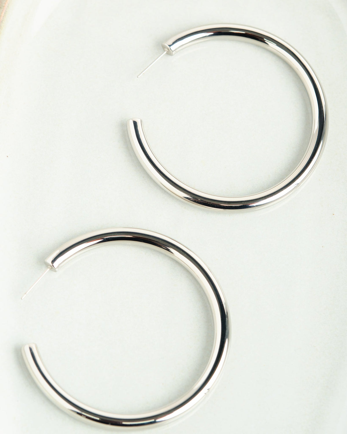 Yayi Hoop Earrings