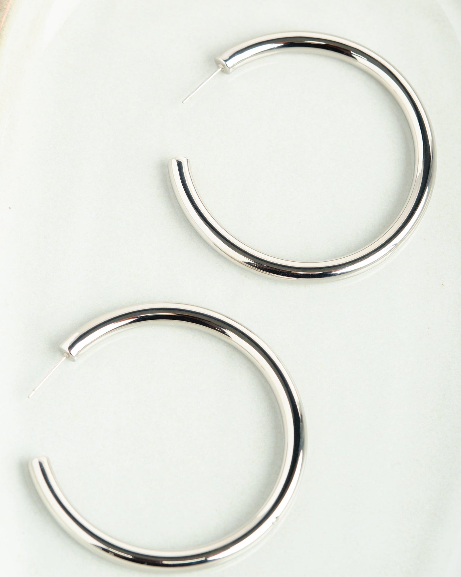 Yayi Hoop Earrings