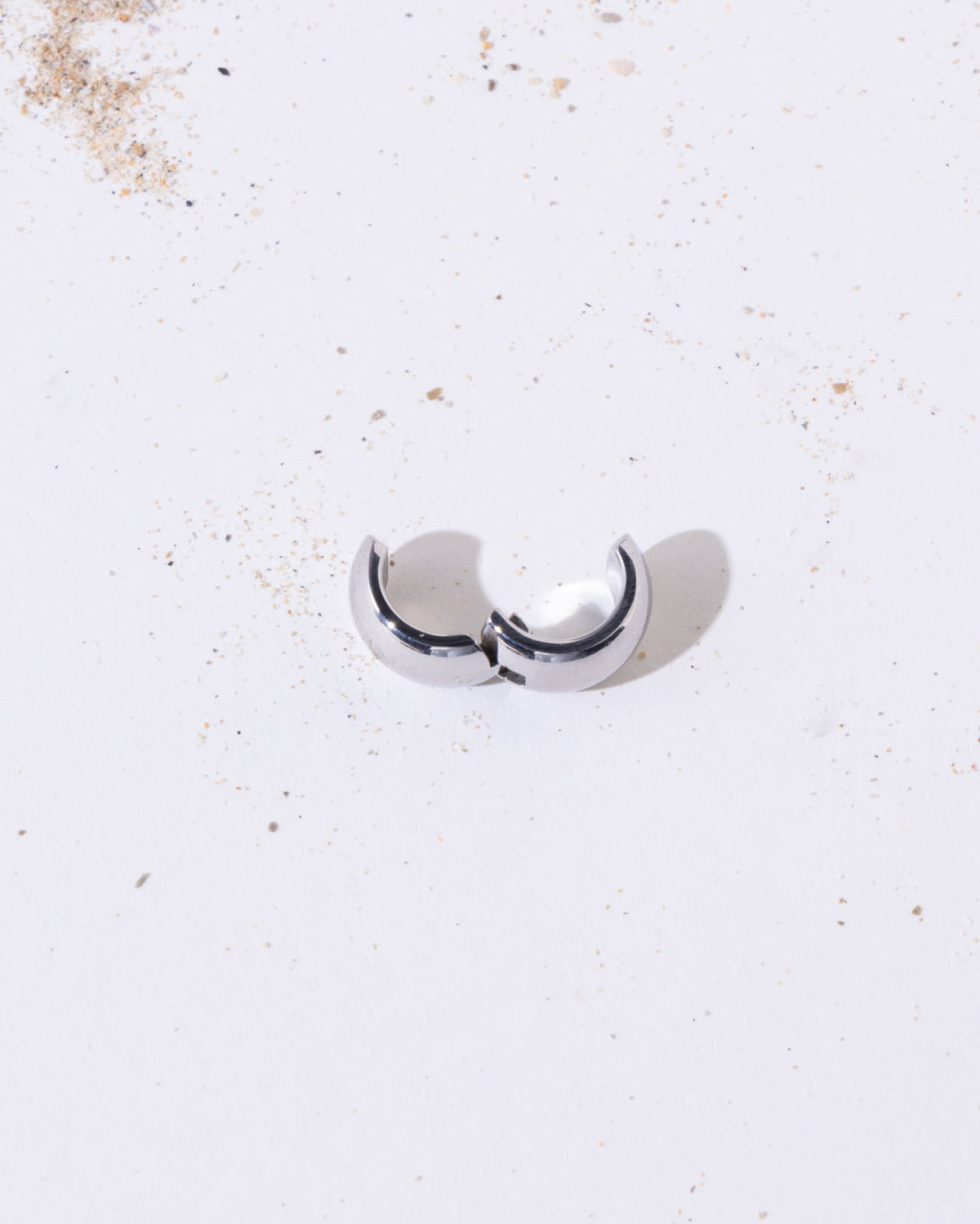 Romeri Earcuff