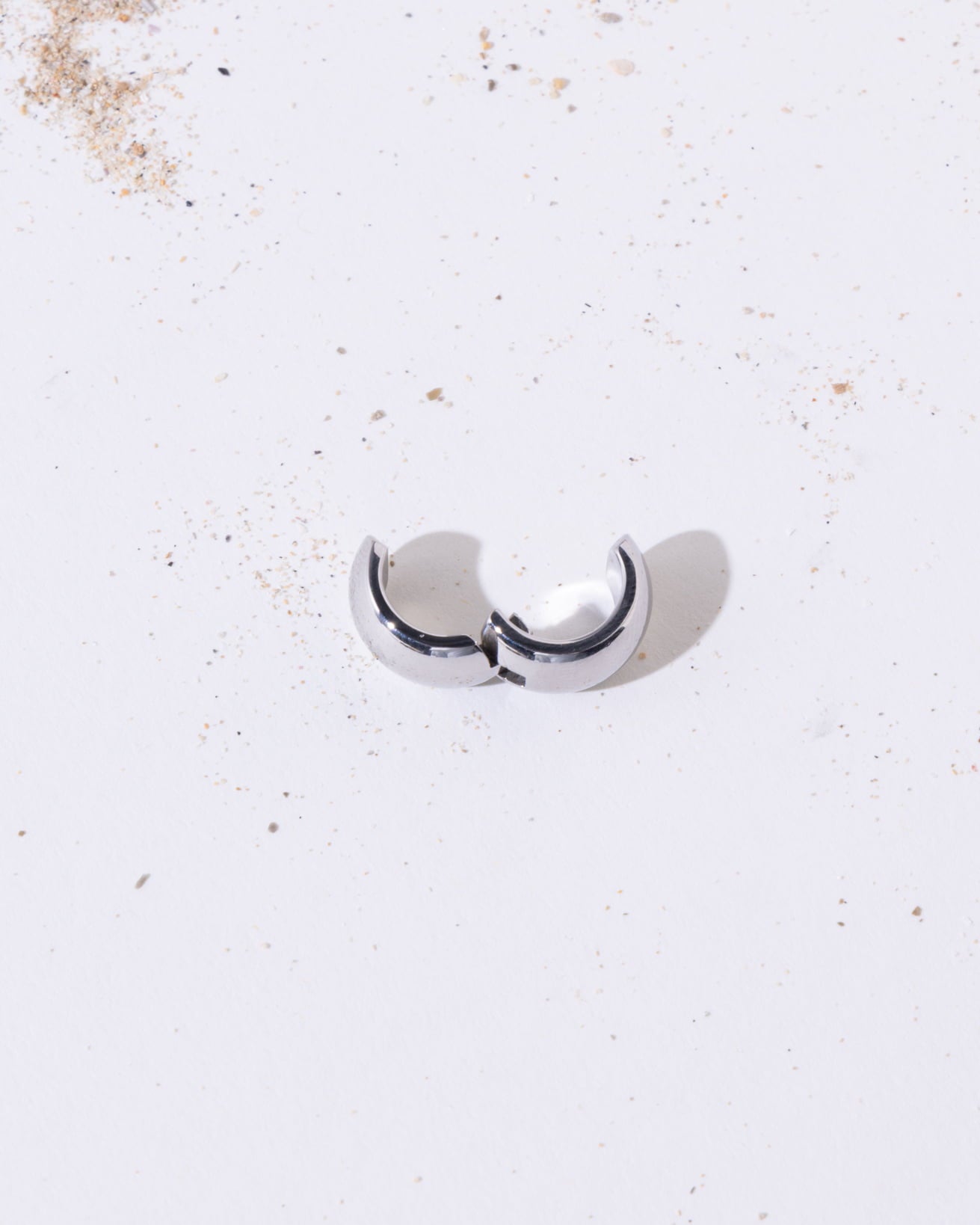 Romeri Earcuff