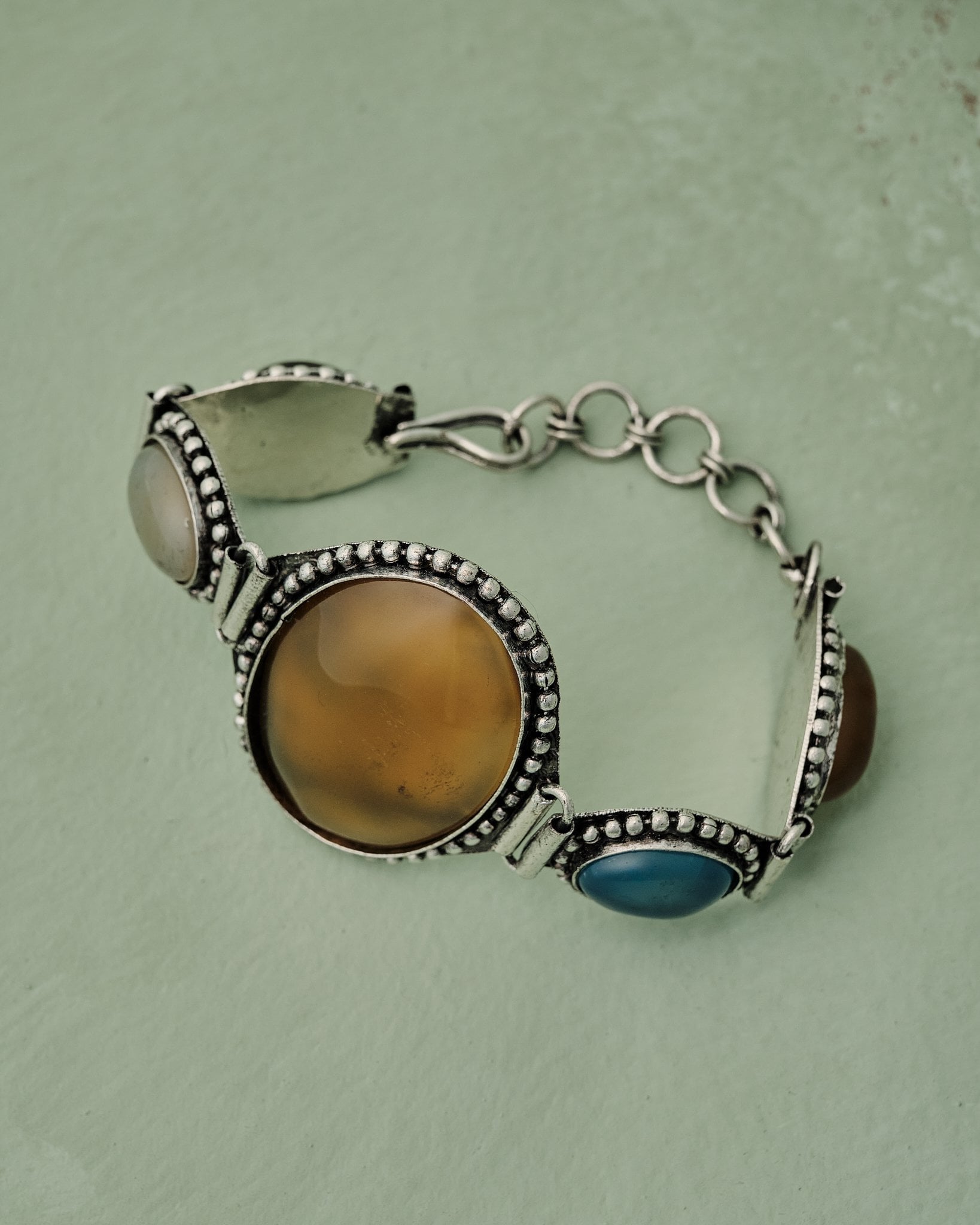 Camelia Stones Bracelet
