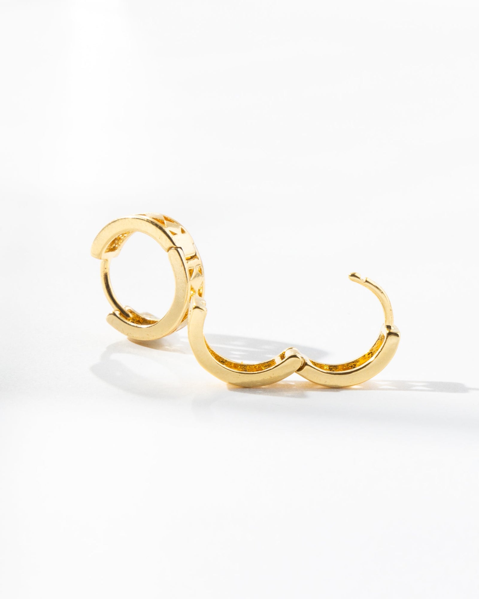 16K Plated Triangle Cut Outs Hoop