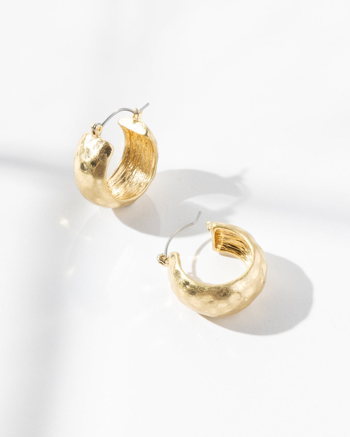 16K Plated Hammered Midi Hoops