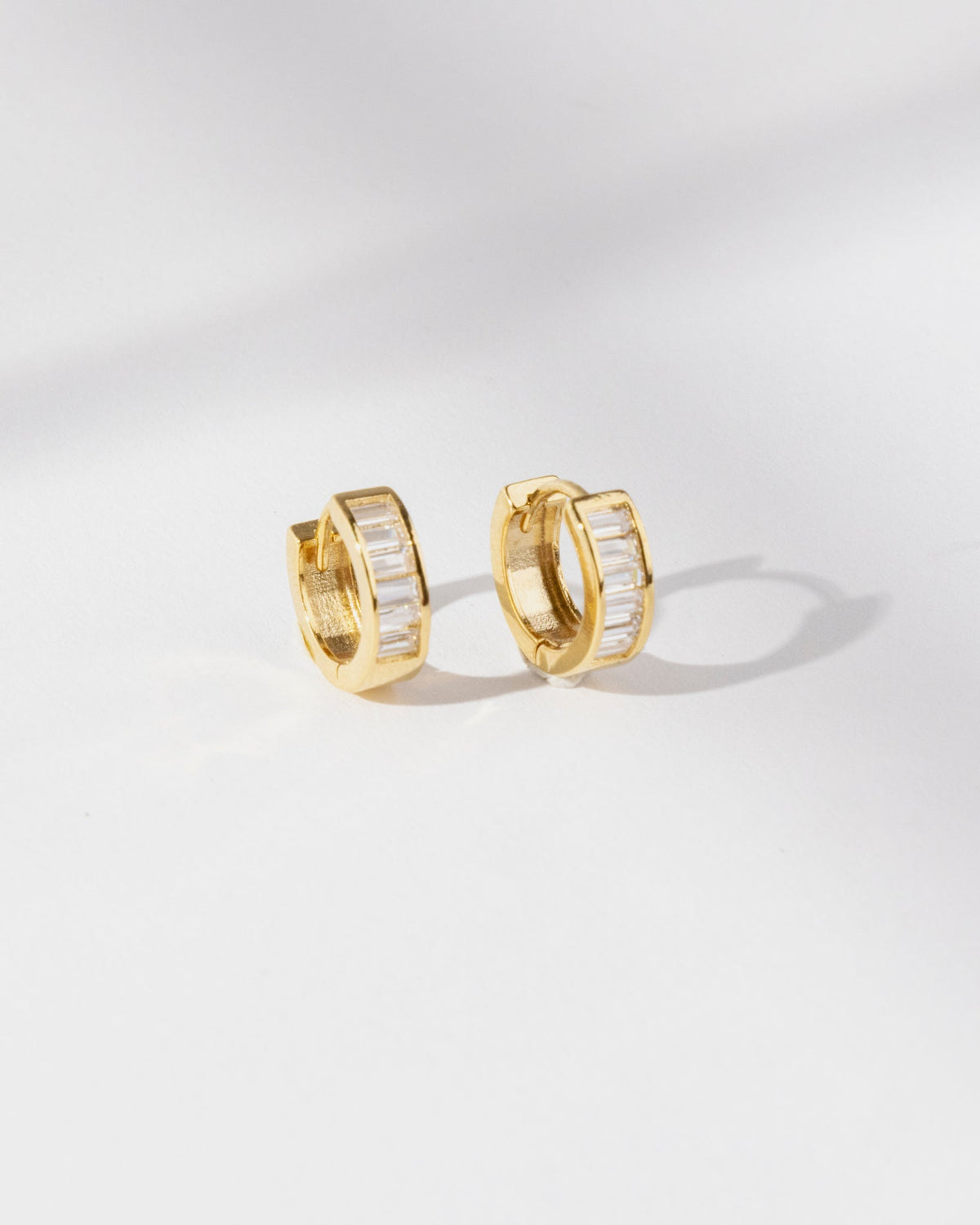 16K Plated Huggy Hoops