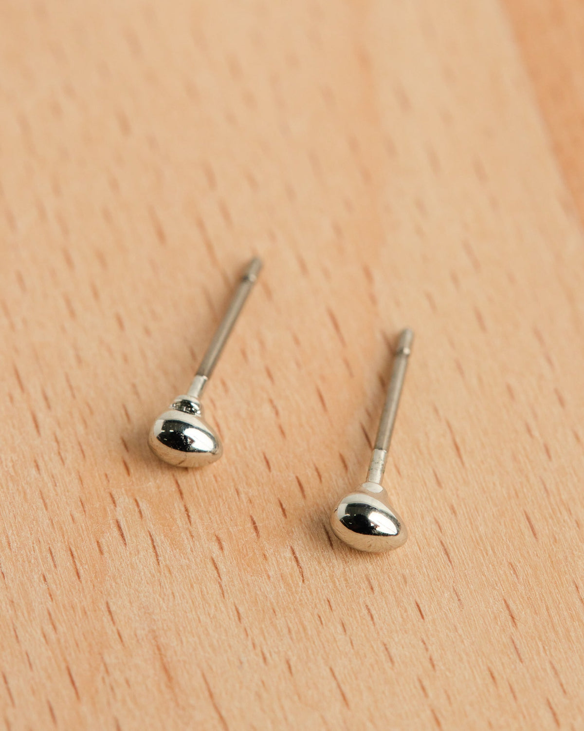 Seed Stud Earrings