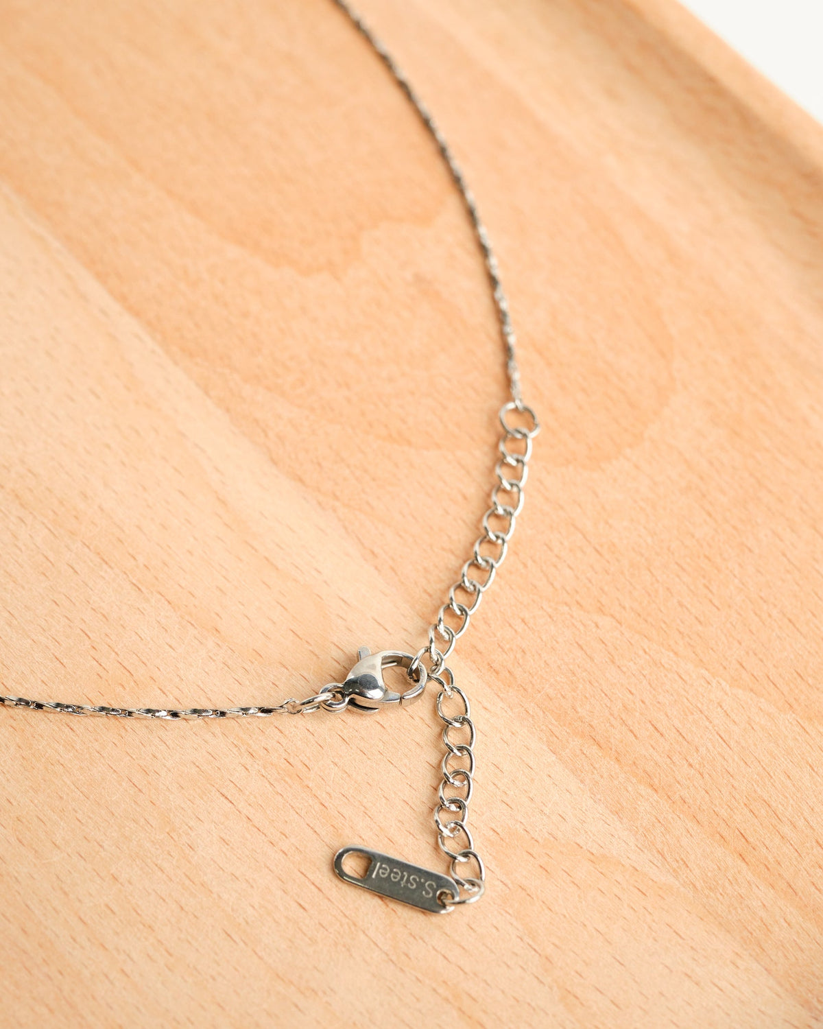 Unique Pearl Necklace