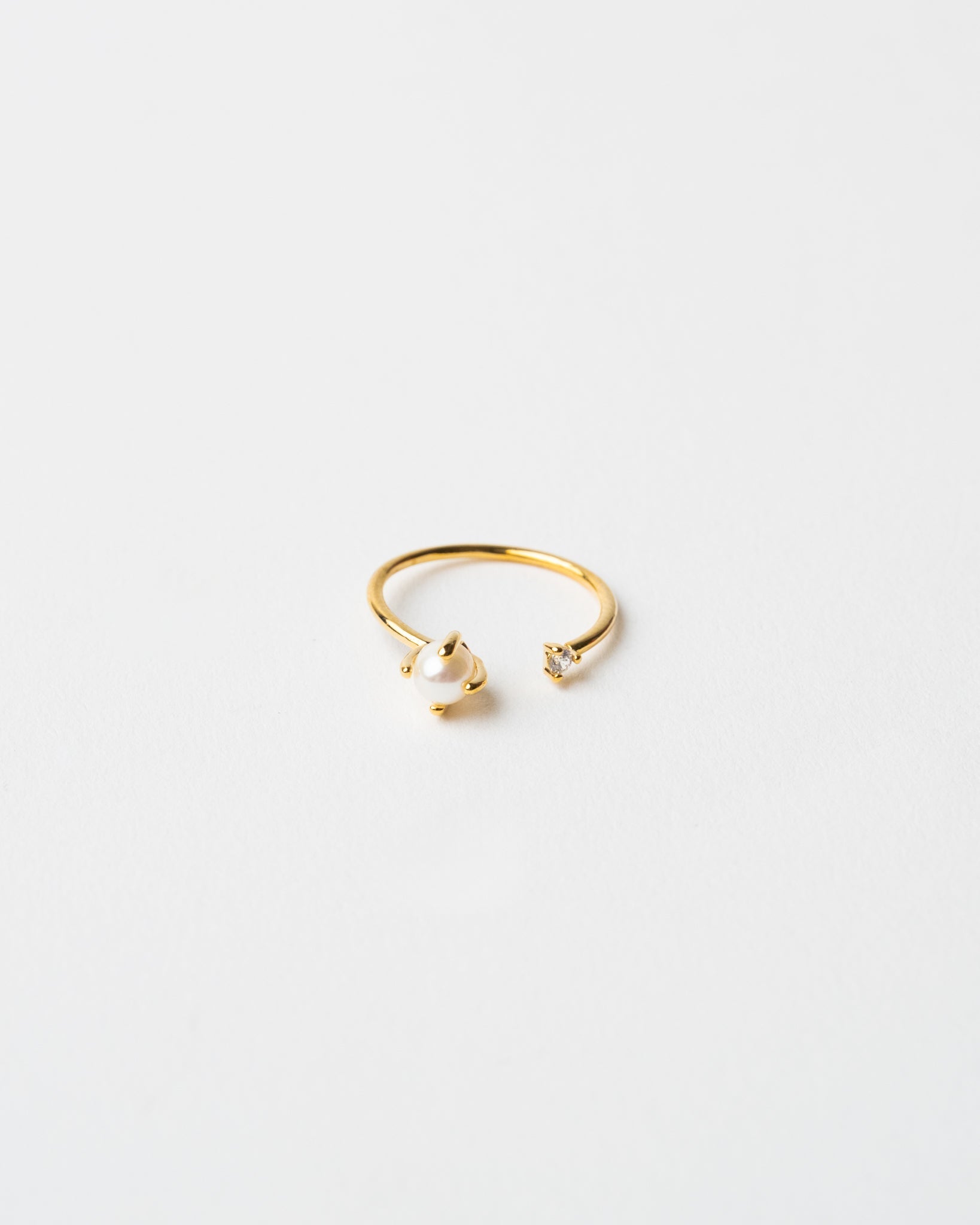 Pearl & Spark Ring