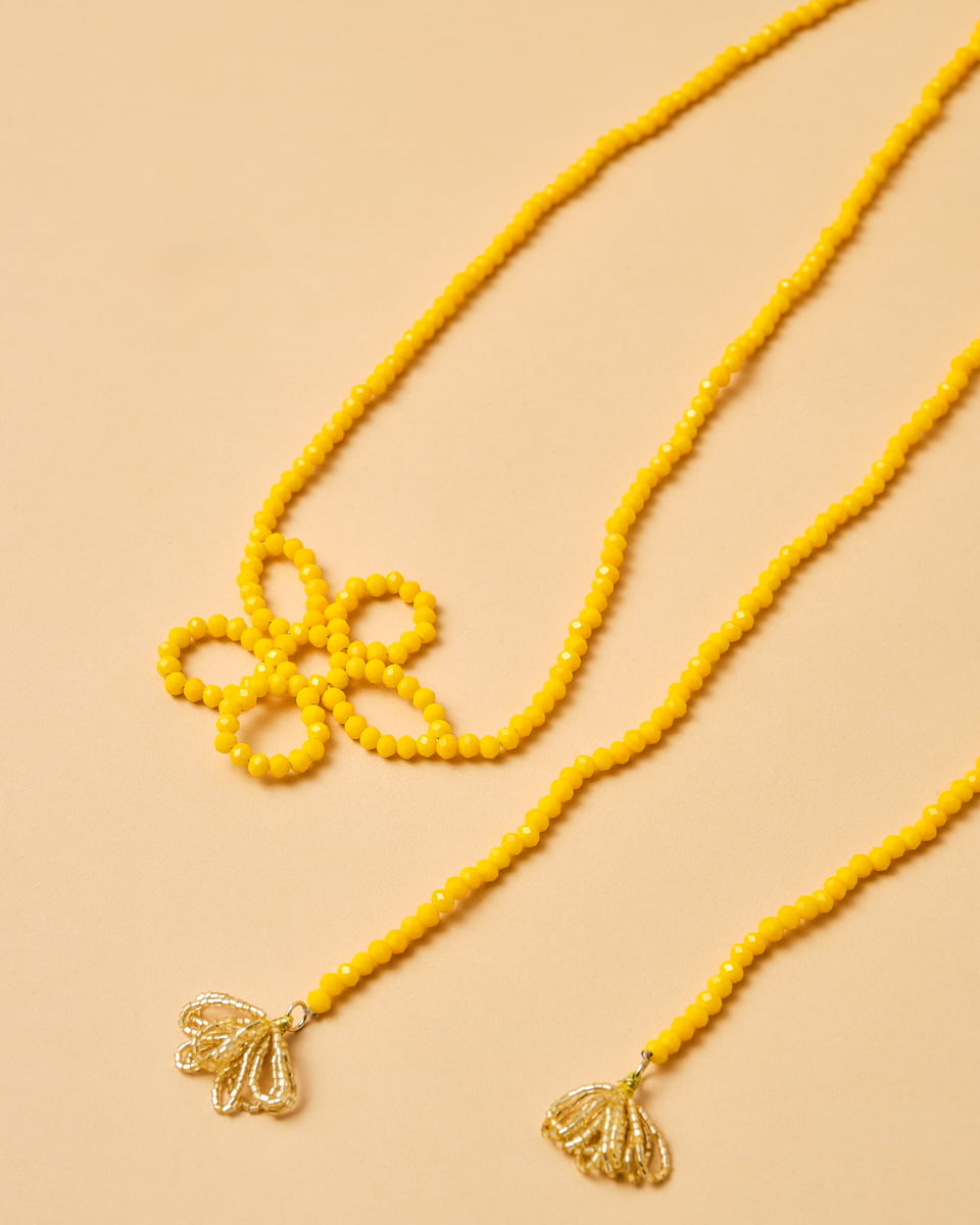 Adjustable Beaded Flower Necklace