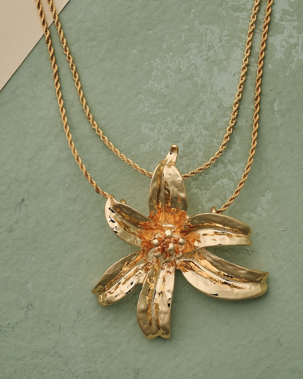16K Plated Ivye Necklace