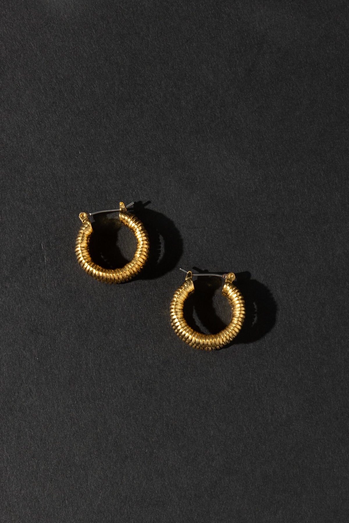 18K Plated Warm Double Hoop