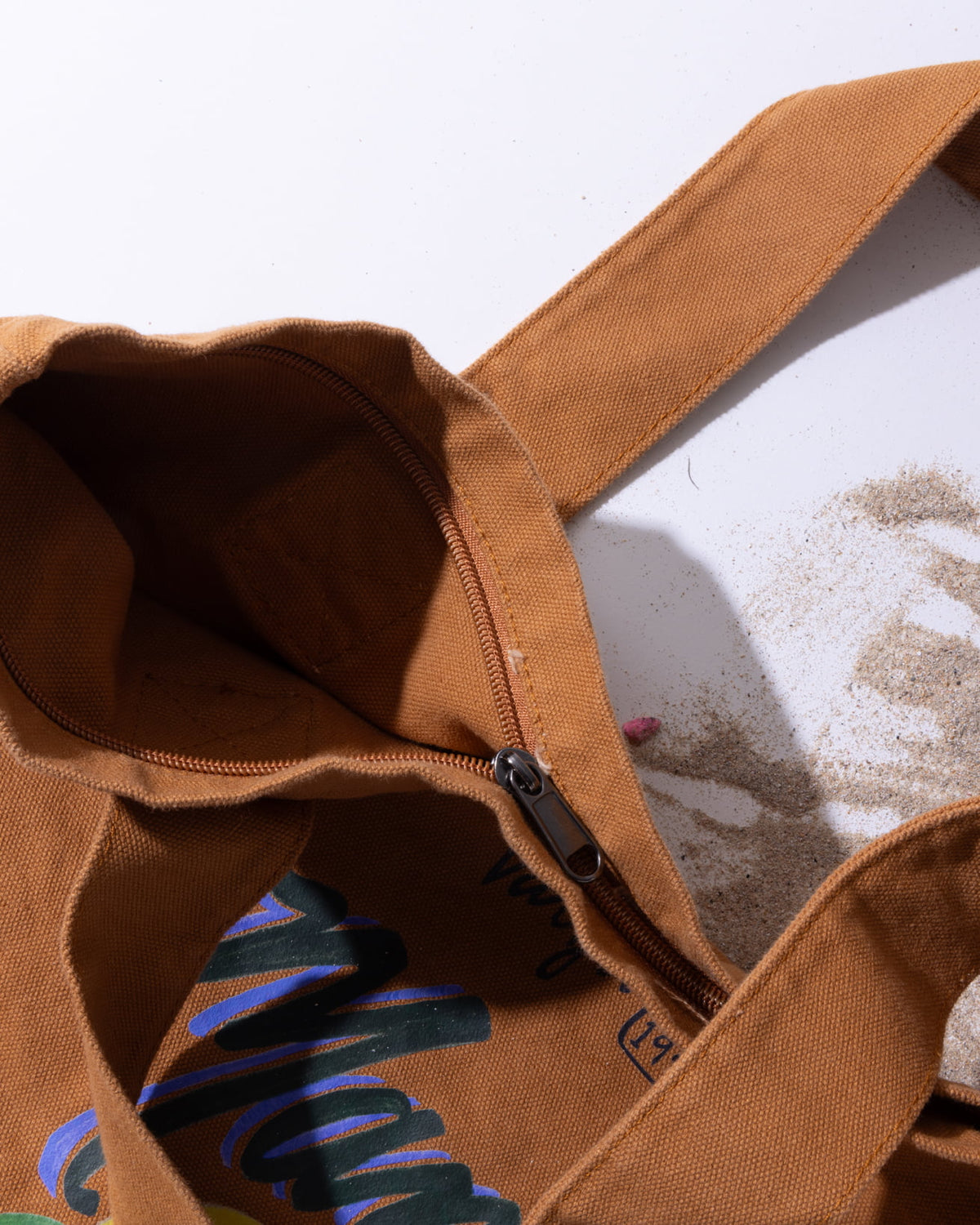 Mangó Tote Bag