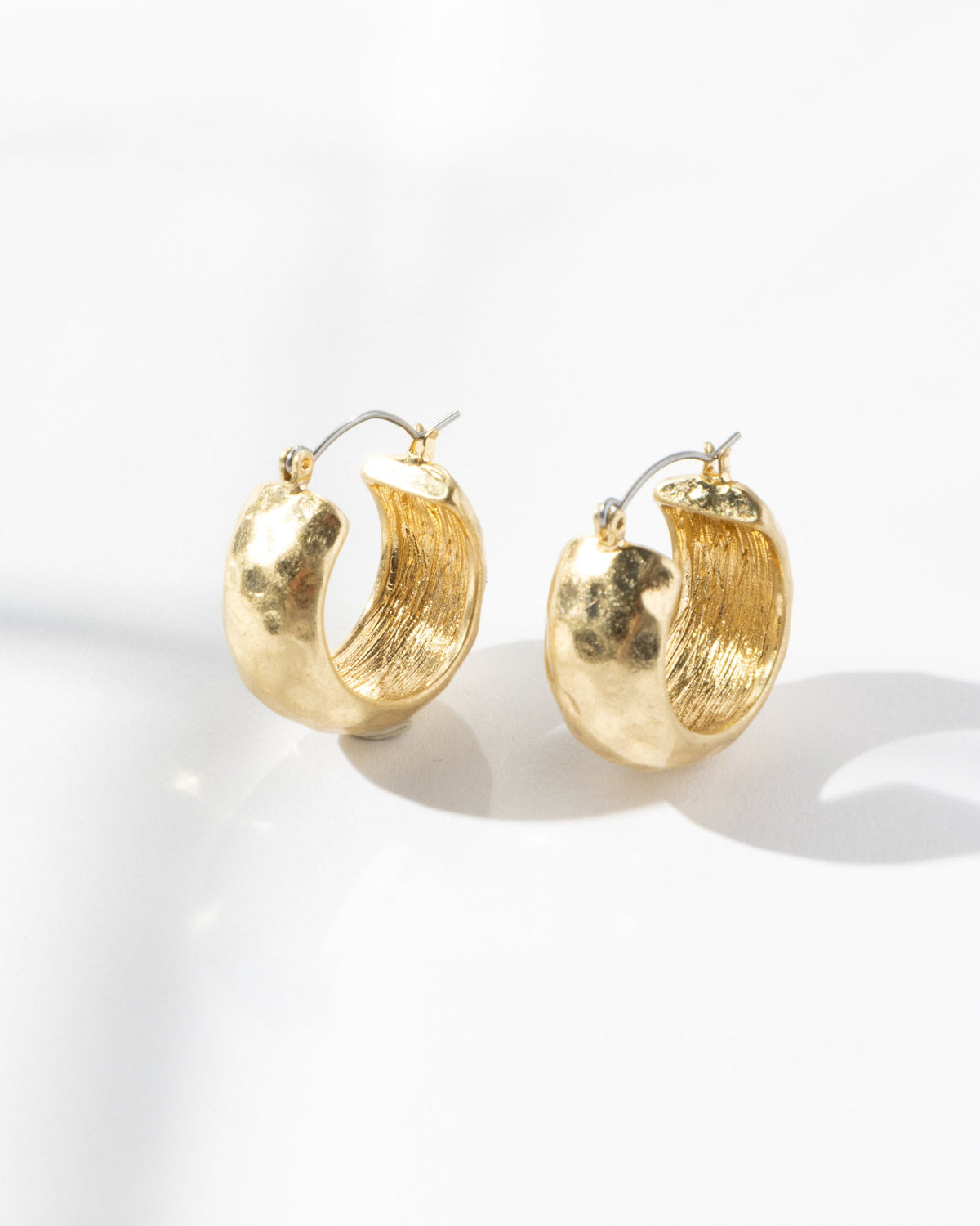 16K Plated Hammered Midi Hoops