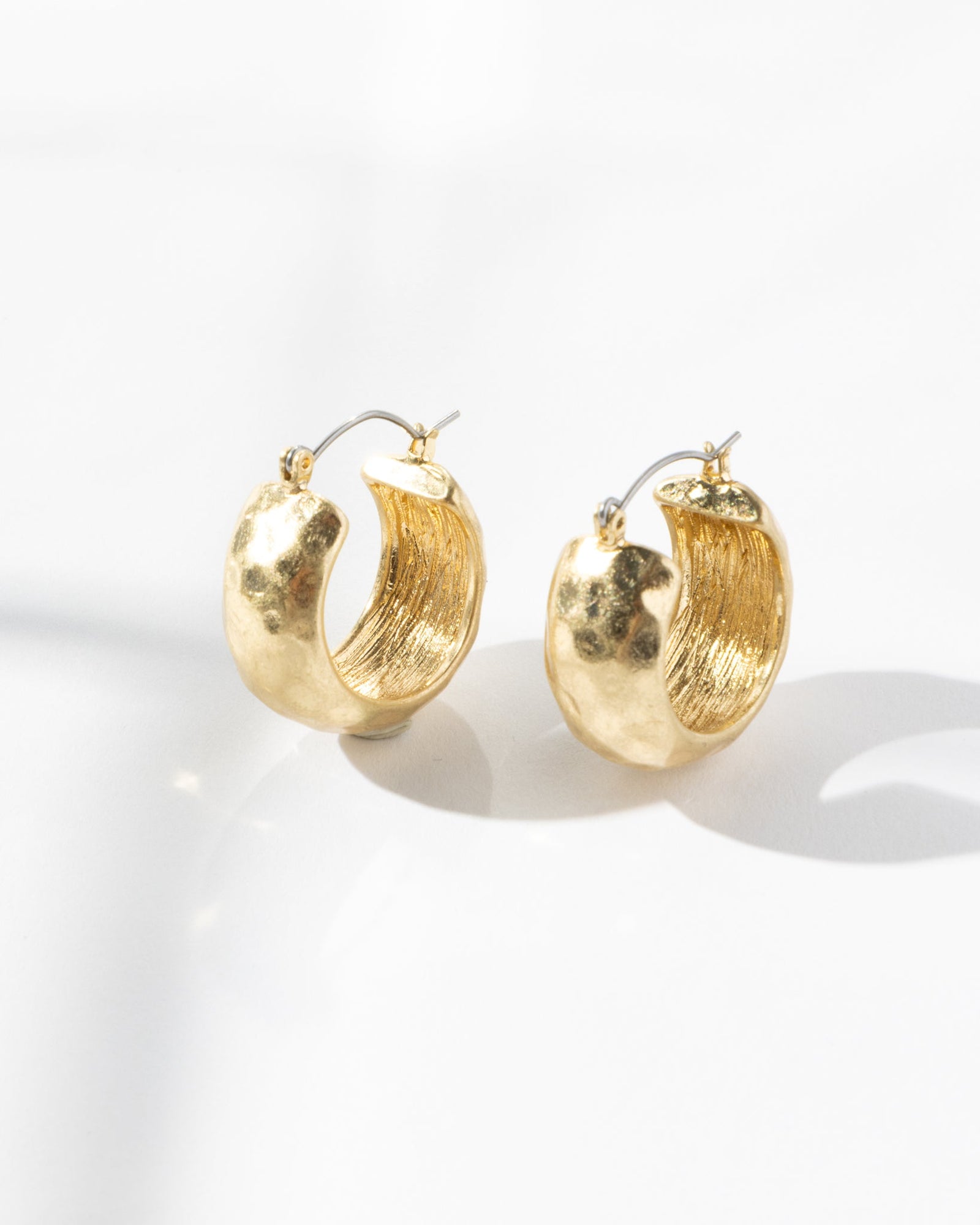 16K Plated Hammered Midi Hoops