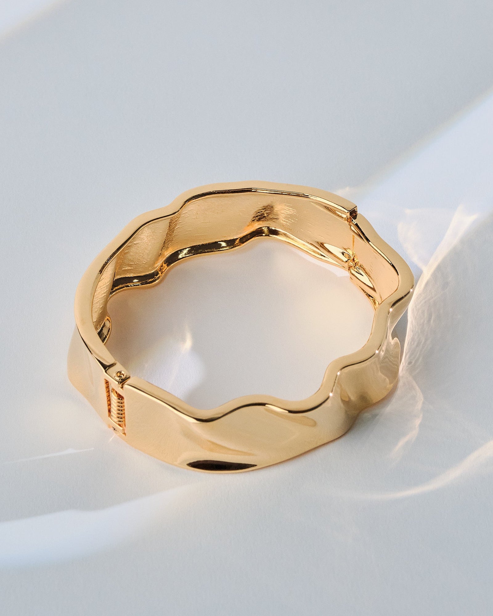 18K Plated Hinge Bangle