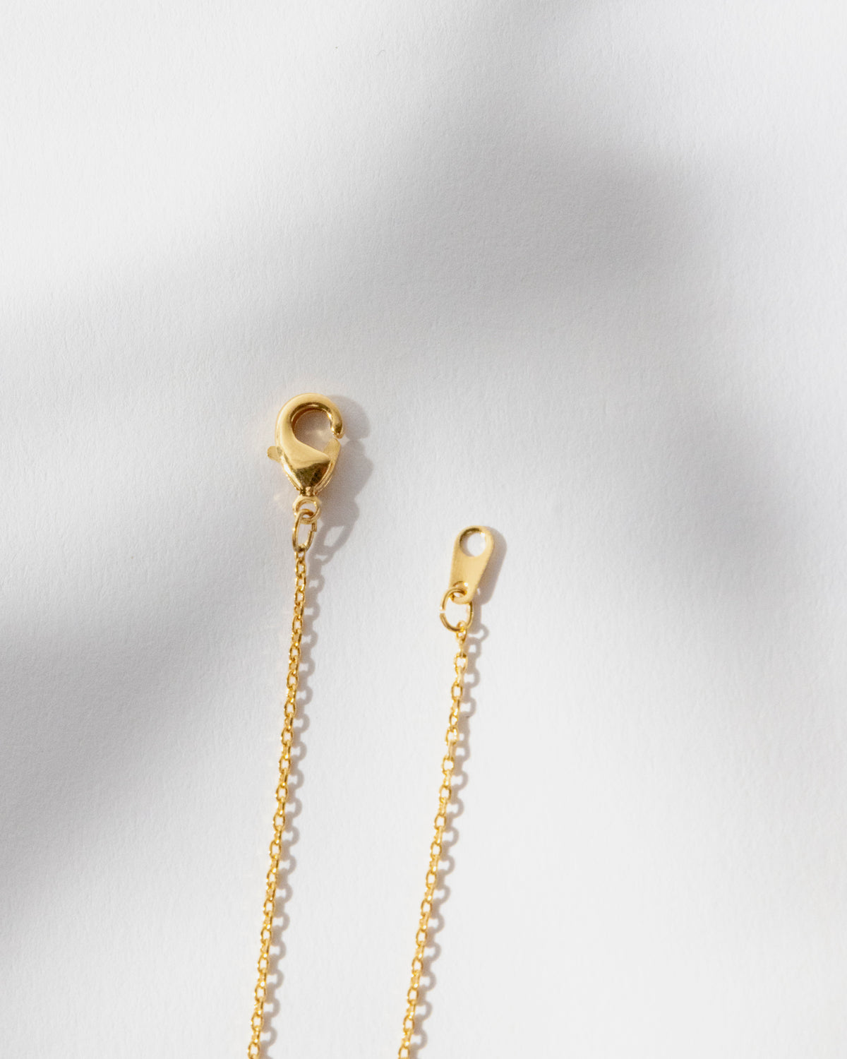 16K Plated Piedra Necklace