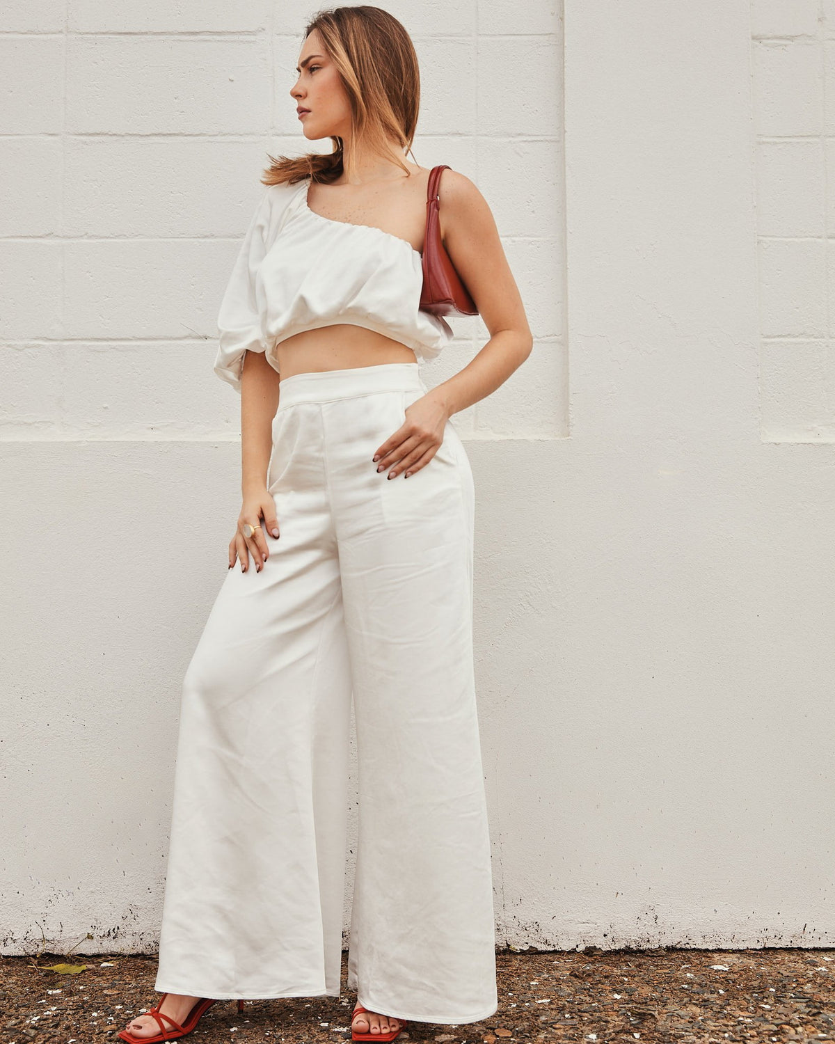 Voluminous Crop