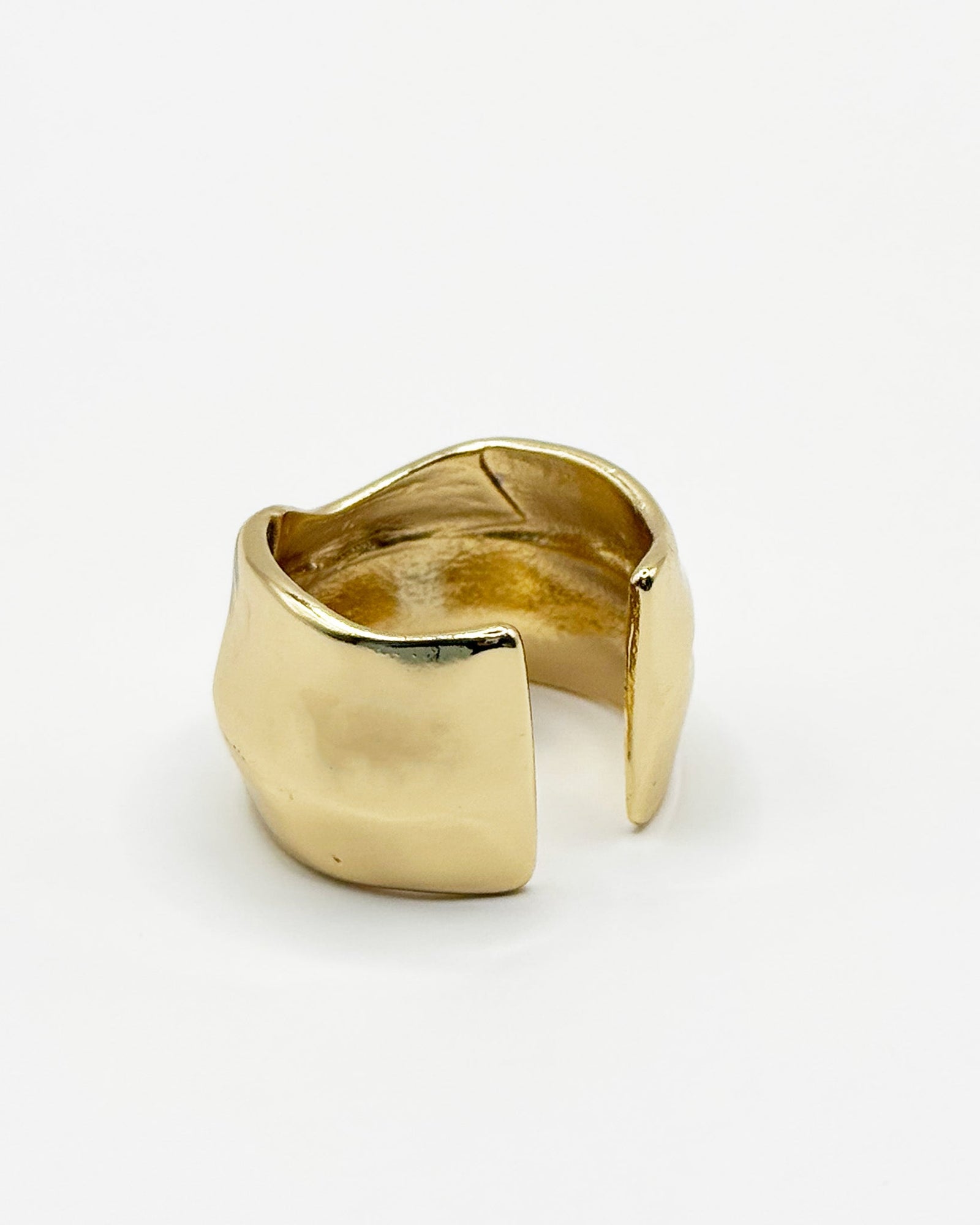 16K Plated Arte Earcuff