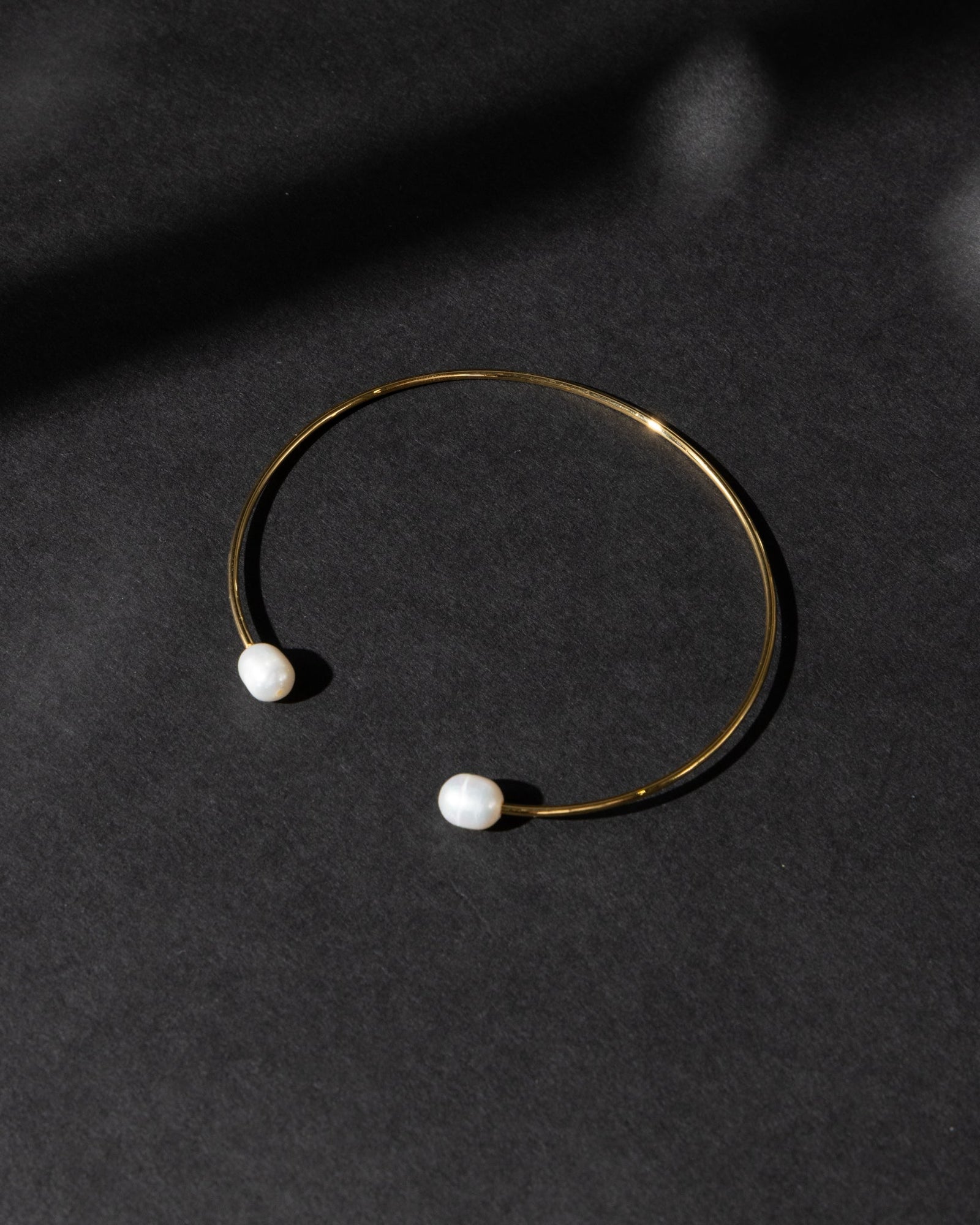 18K Plated Perla Tip Cuff