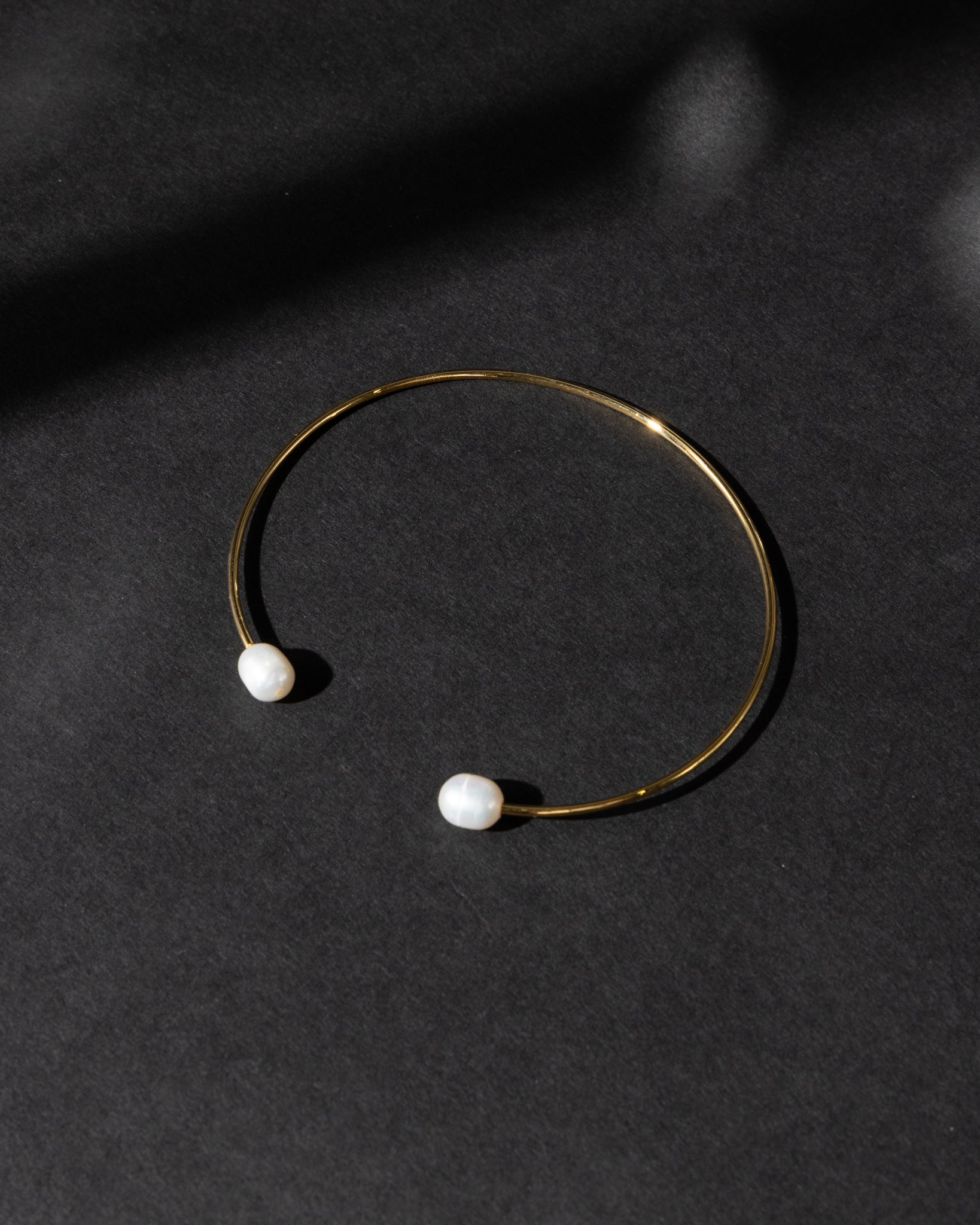 18K Plated Perla Tip Cuff