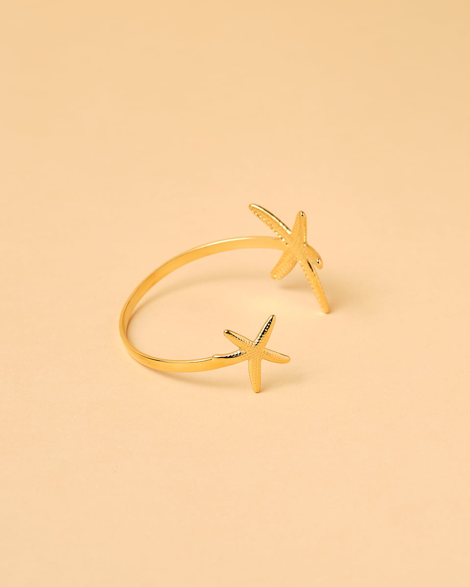 18K Plated 2 Estrellas Cuff