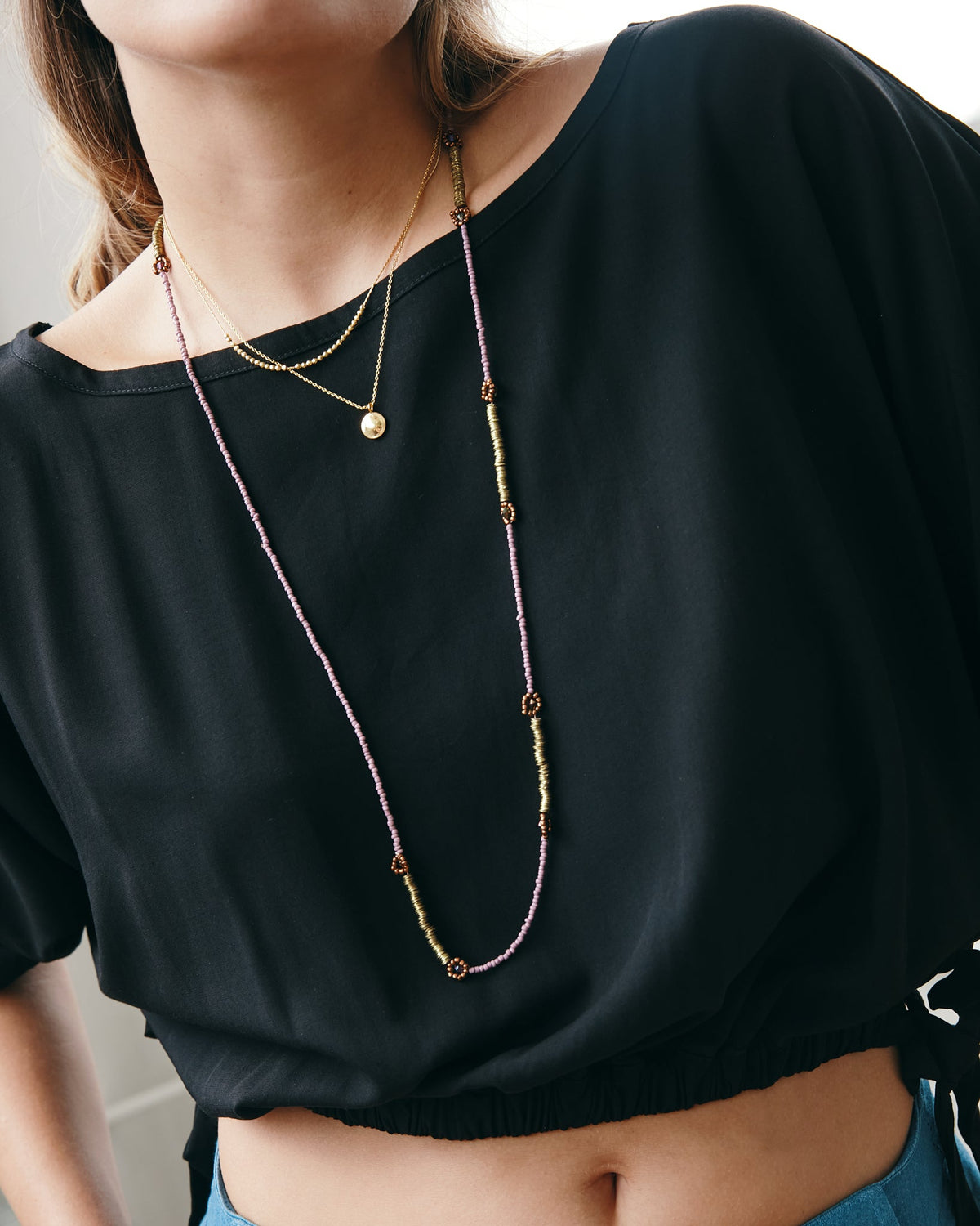 Pretty Beaded Flowers Necklace Valija