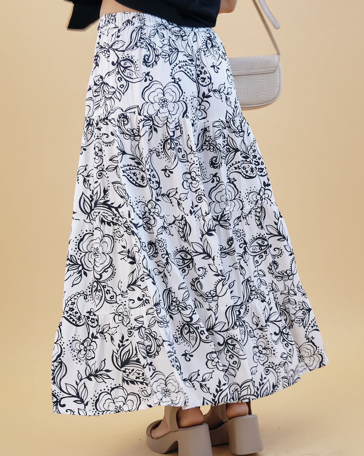 Arrullo Low Waist Skirt