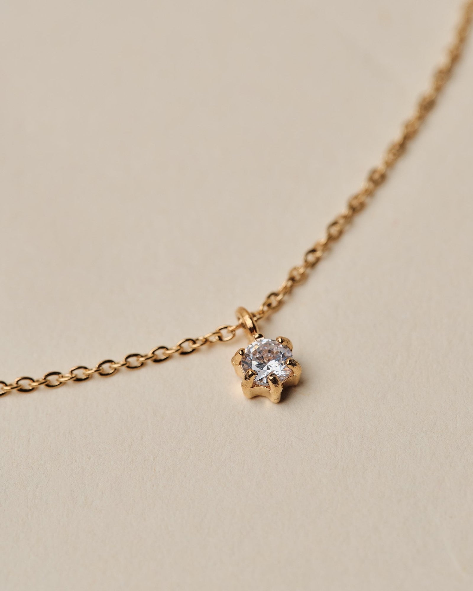 18K Plated Un Brillito Necklace