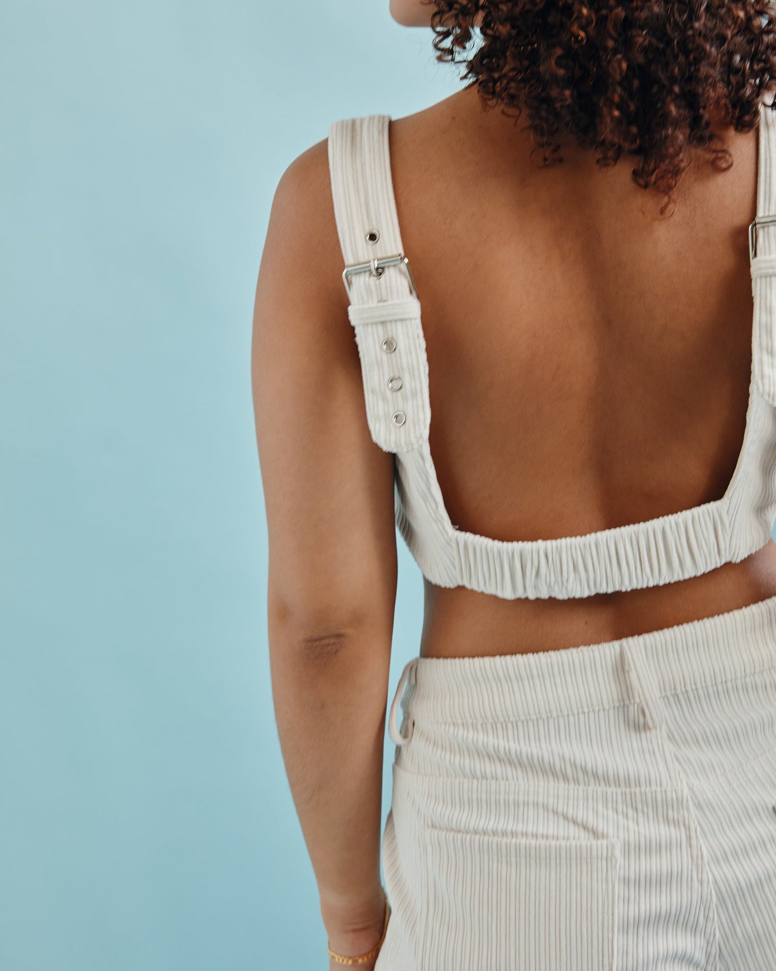 Amaris Crop