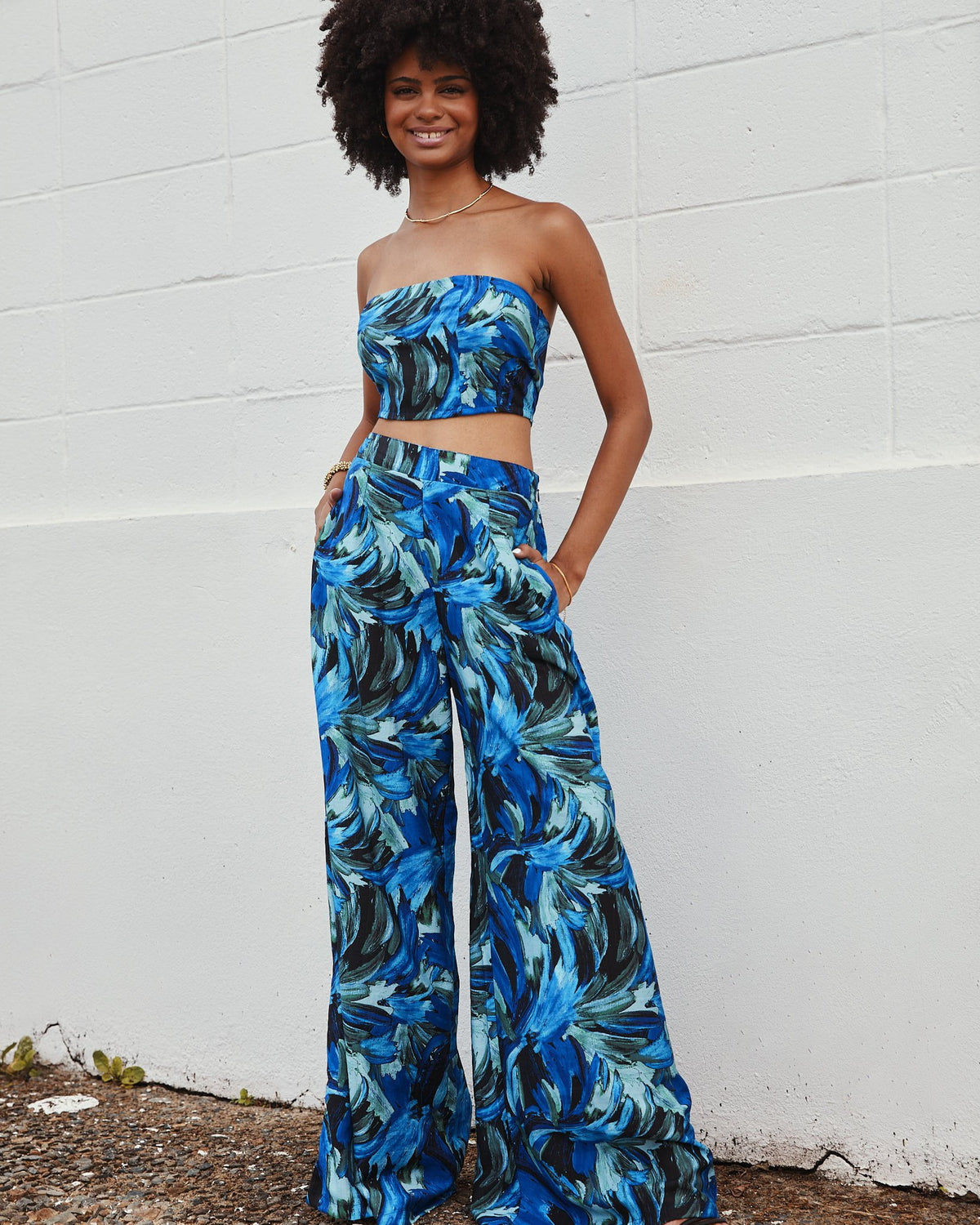Artemis Crop
