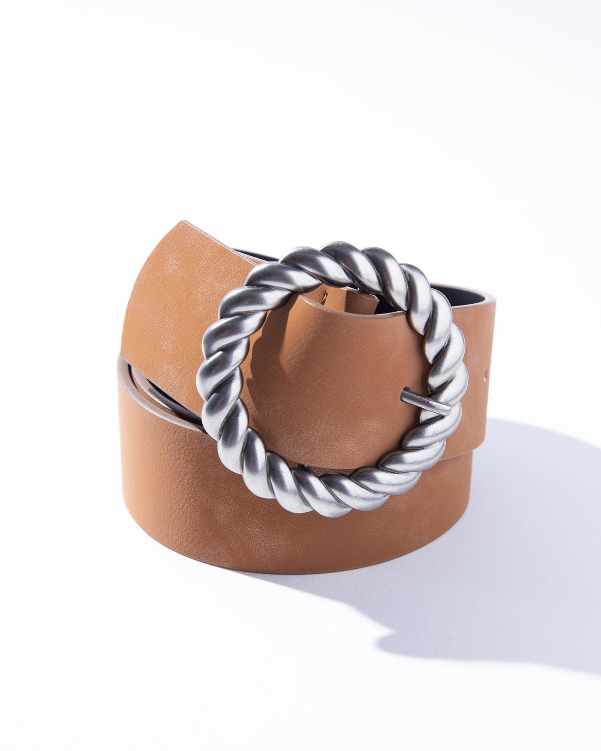 Twisty Buckle Leather Belt