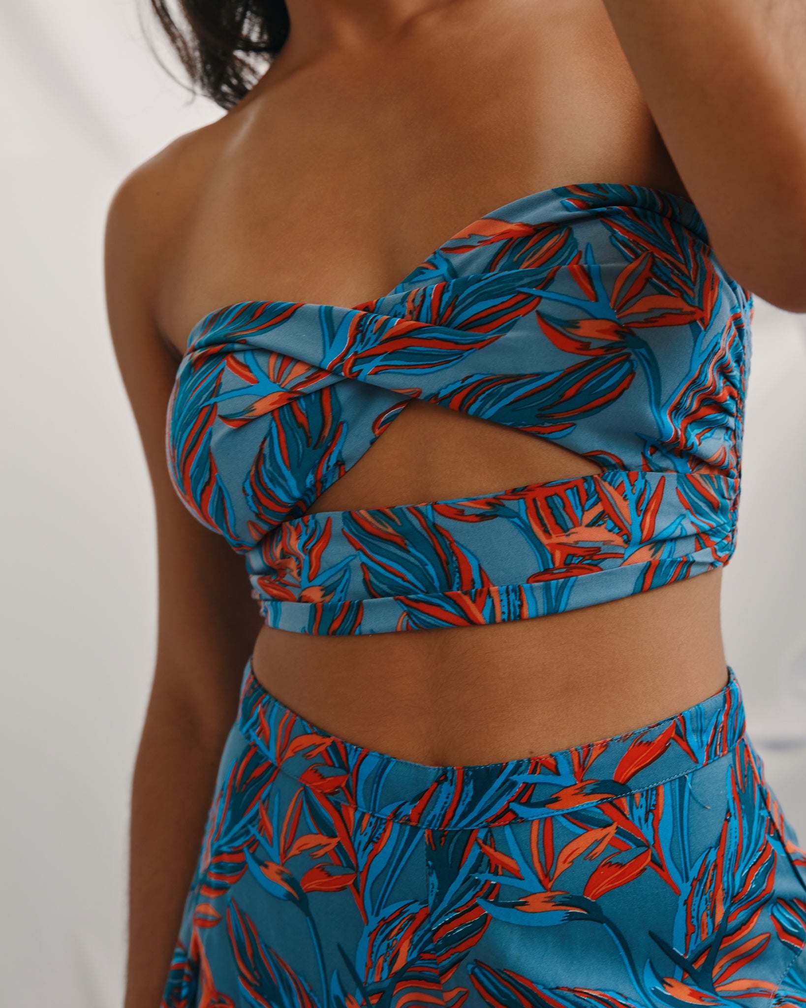Ruby Crop