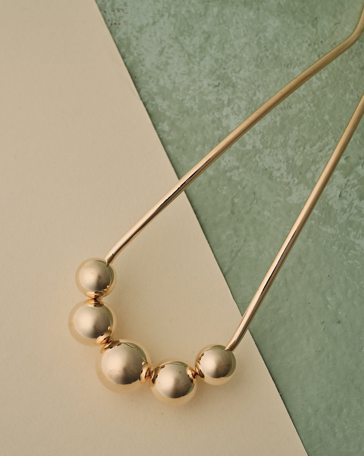 Bolitas Hair Pin