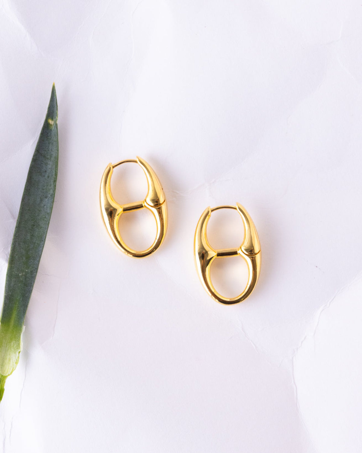 18K Plated G Link Earring