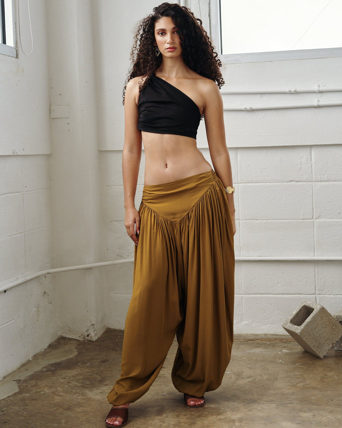 Bruma Crop